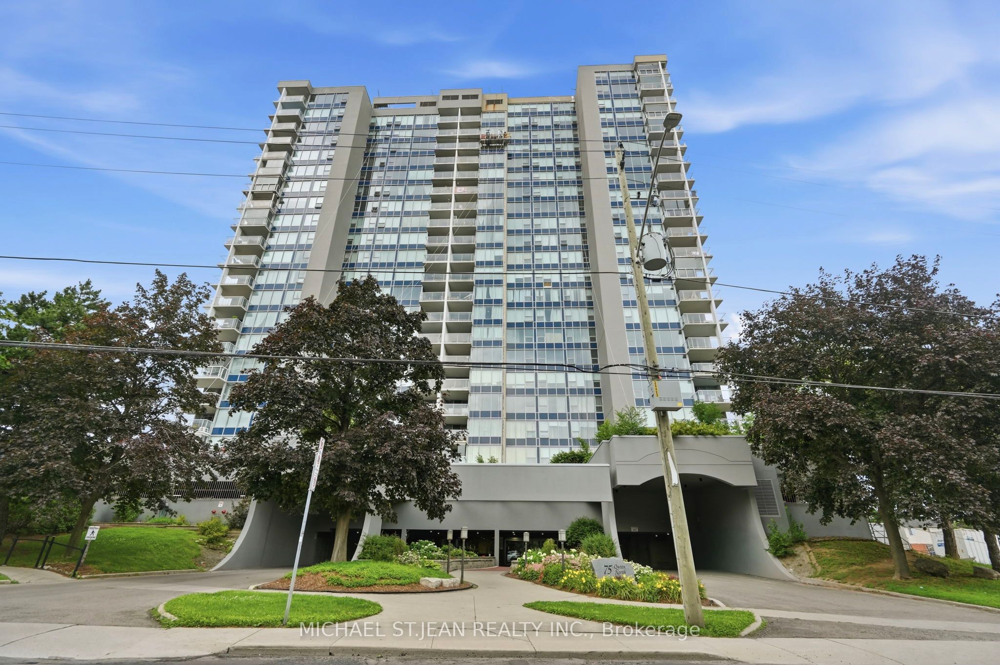 75 Queen Street N 1702, Hamilton, ON L8R 3J3 photo 2
