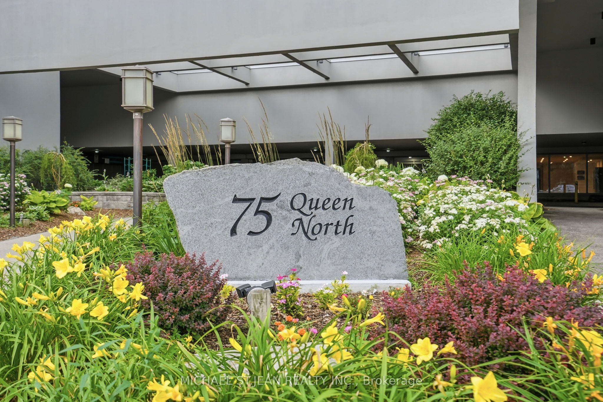 75 Queen Street N 1702, Hamilton, ON L8R 3J3 photo 3