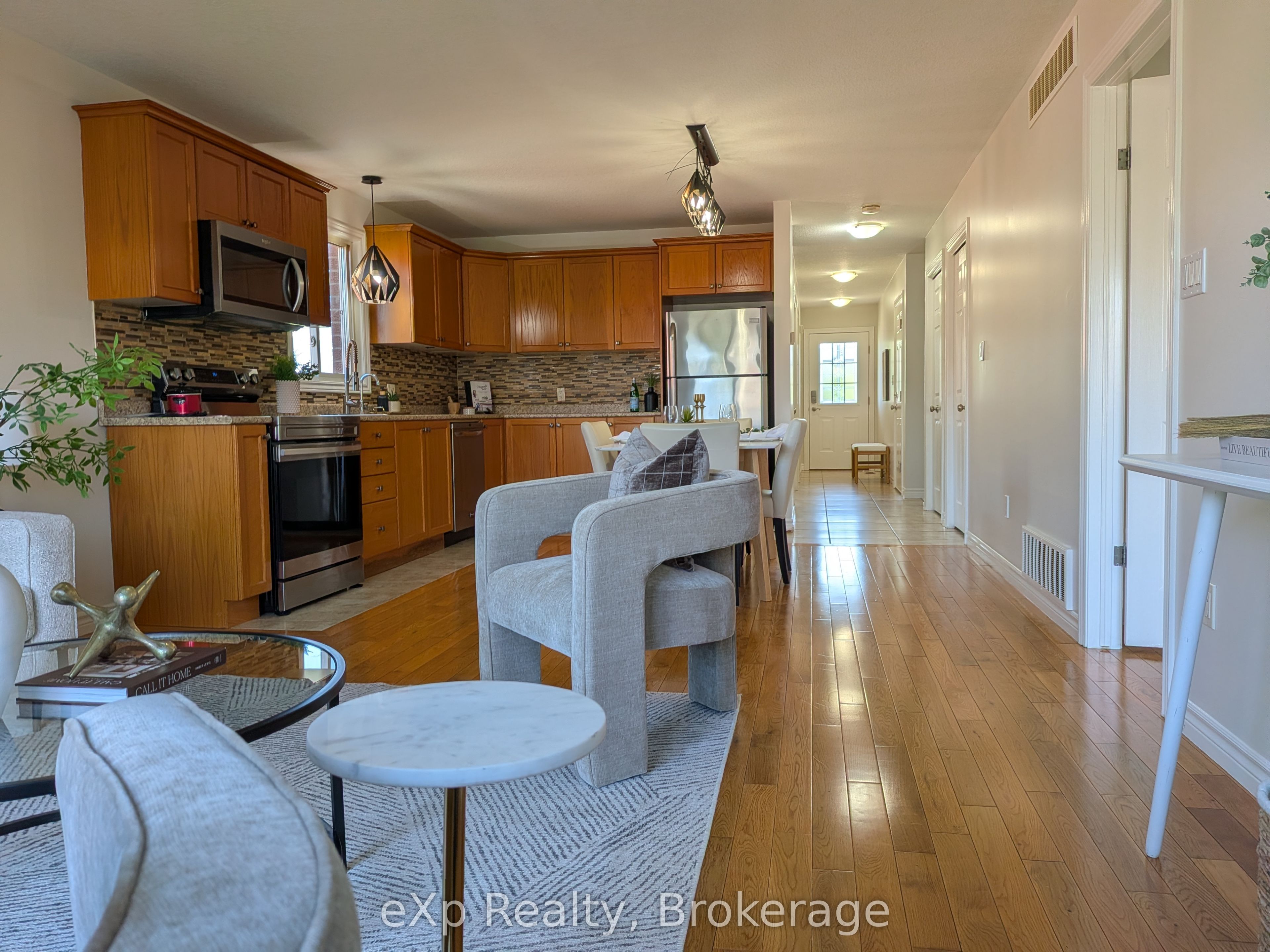 489 Danby Street E, North Perth, ON N4W 0A5 photo 5