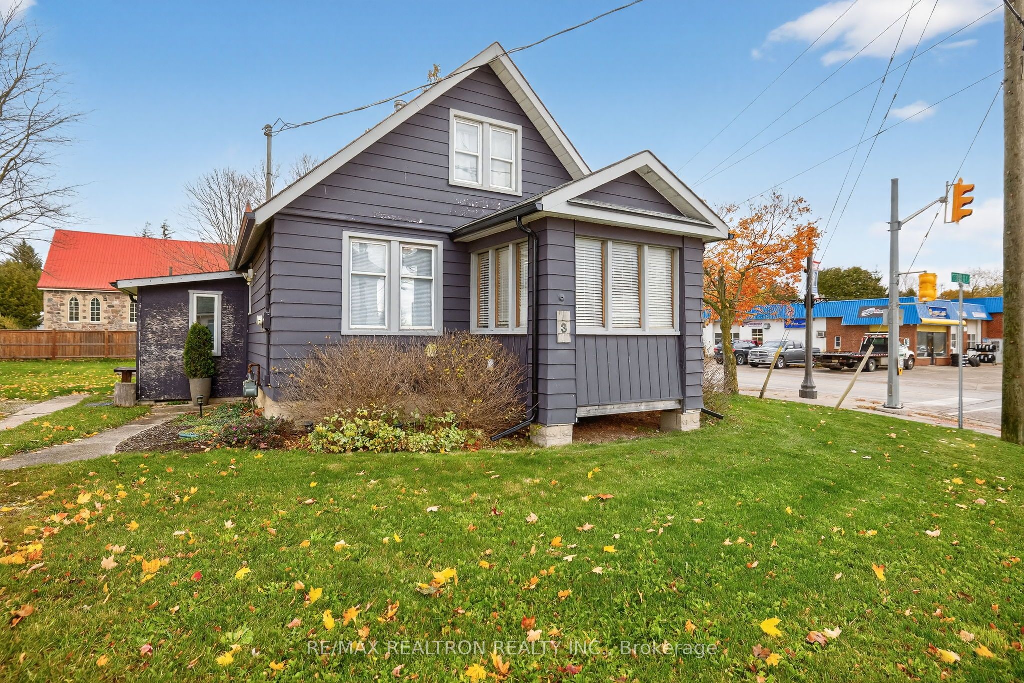 3 Elora Street N, Mapleton, ON N0B 1A0 photo 3