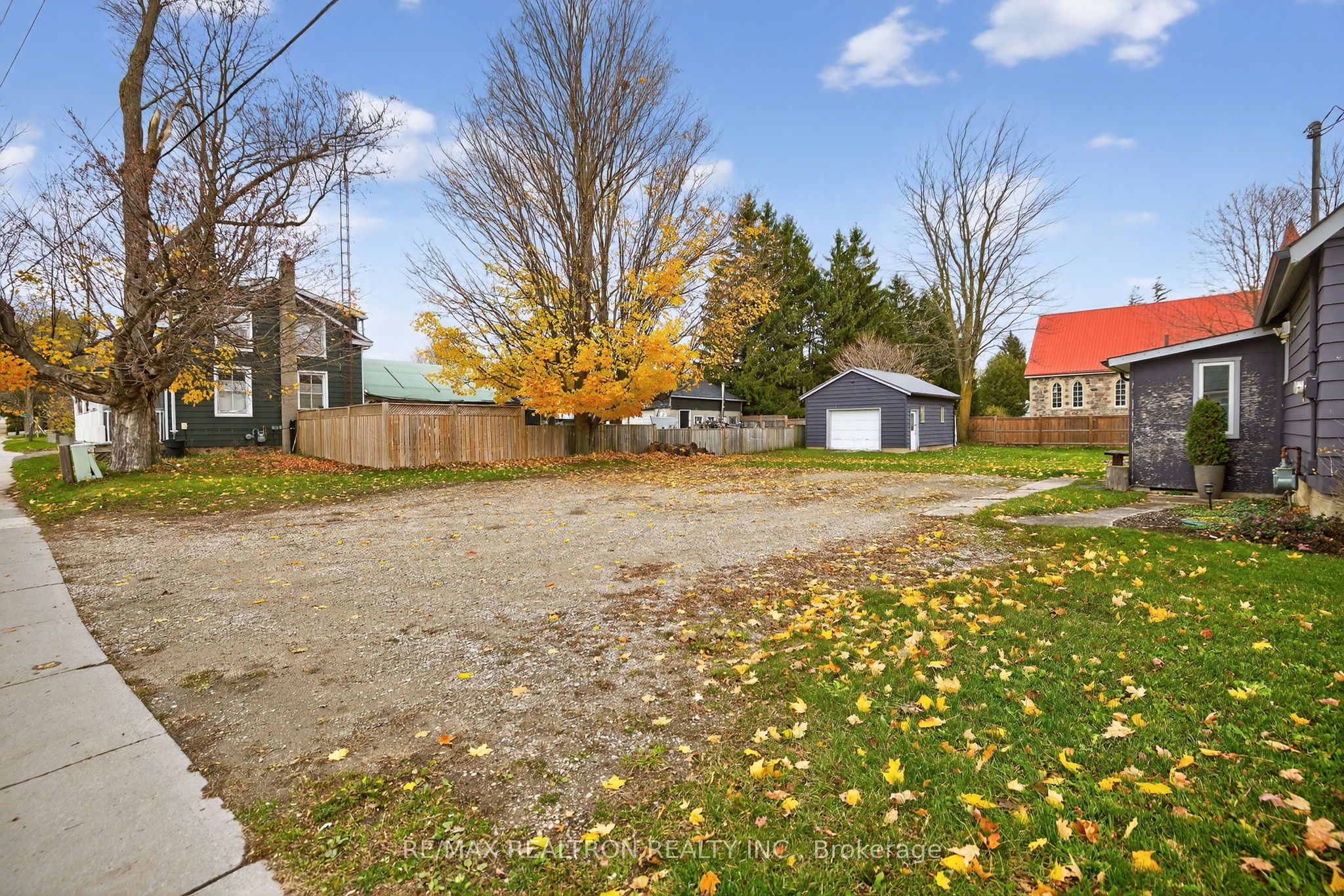3 Elora Street N, Mapleton, ON N0B 1A0 photo 4