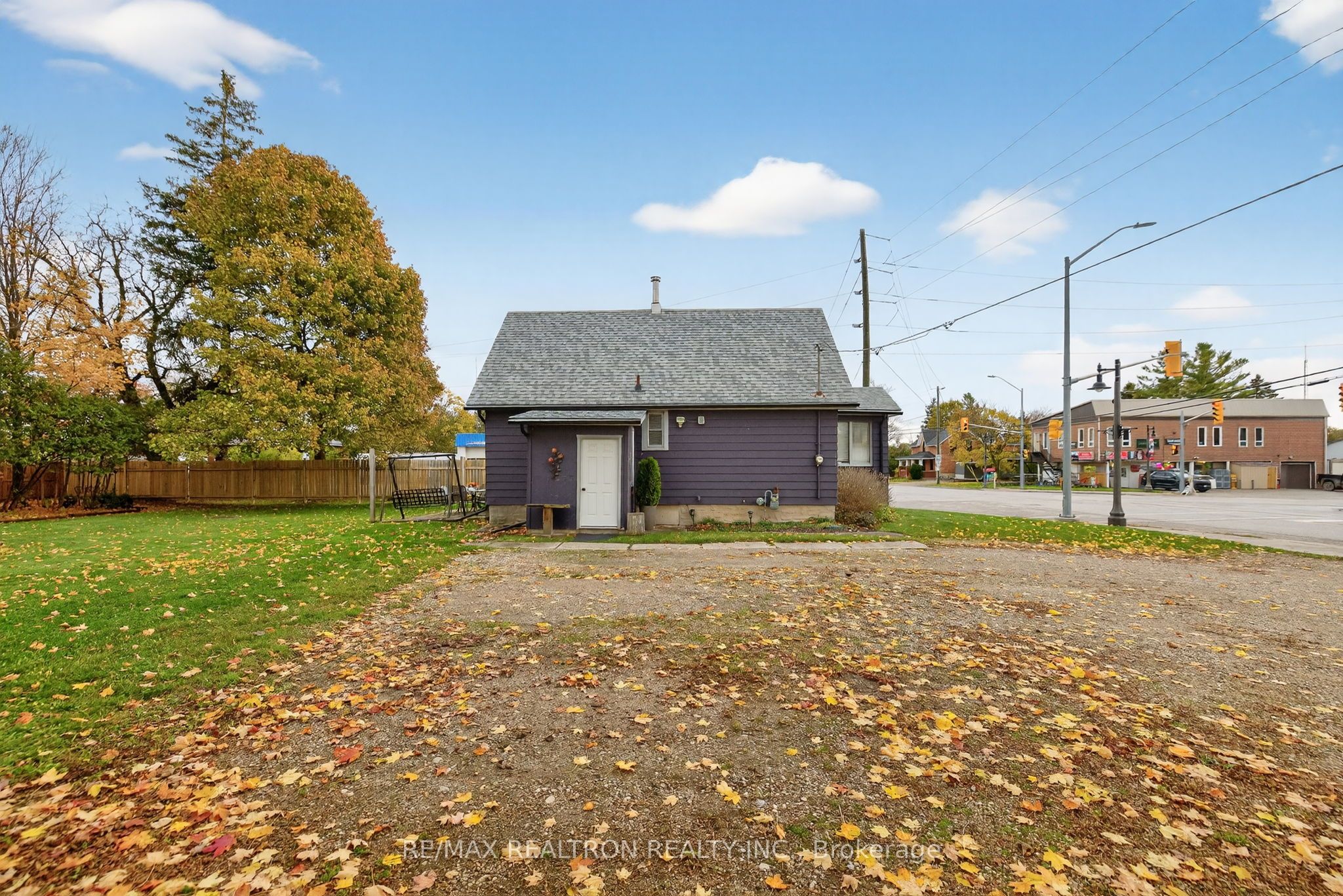 3 Elora Street N, Mapleton, ON N0B 1A0 photo 5