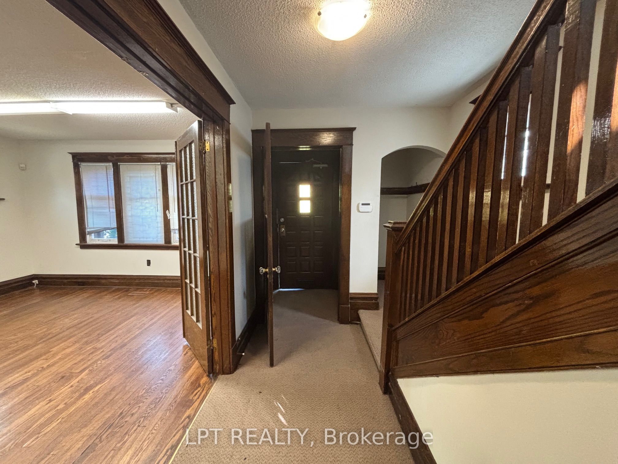322 Waverley Street, Ottawa Centre, ON K2P 0W3 photo 4