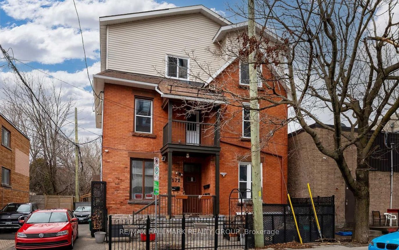 172 COBOURG Street B, Lower Town - Sandy Hill, ON K1N 8H5
