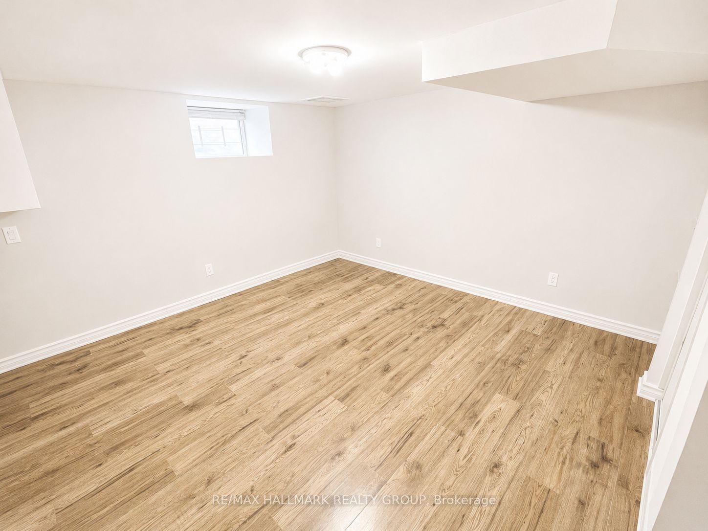 172 COBOURG Street B, Lower Town - Sandy Hill, ON K1N 8H5 photo 4
