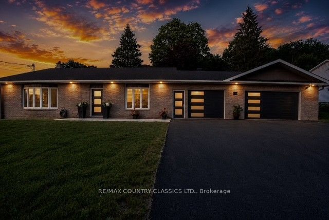 158 Bridge Street W, Bancroft, ON K0L 1C0
