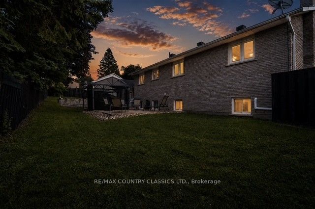 158 Bridge Street W, Bancroft, ON K0L 1C0 photo 3