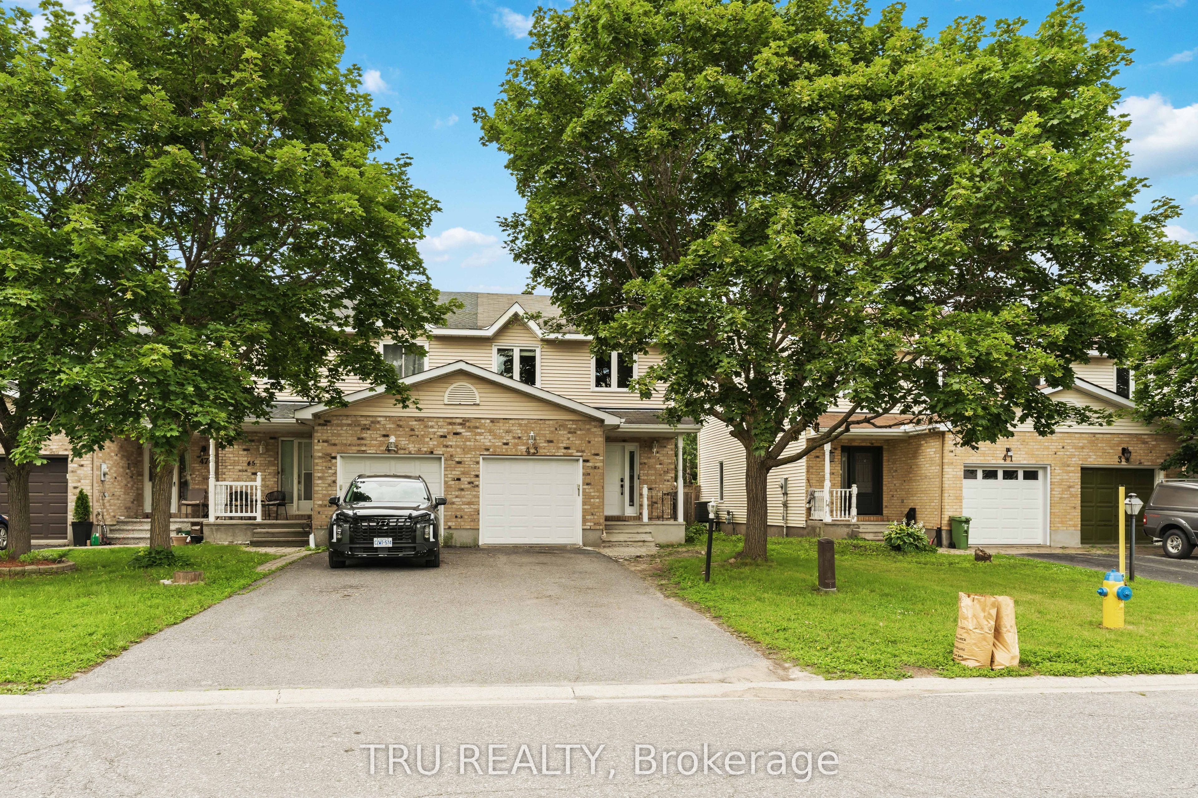 43 Kathleen Crescent, Stittsville - Munster - Richmond, ON K2S 1L5 photo 4