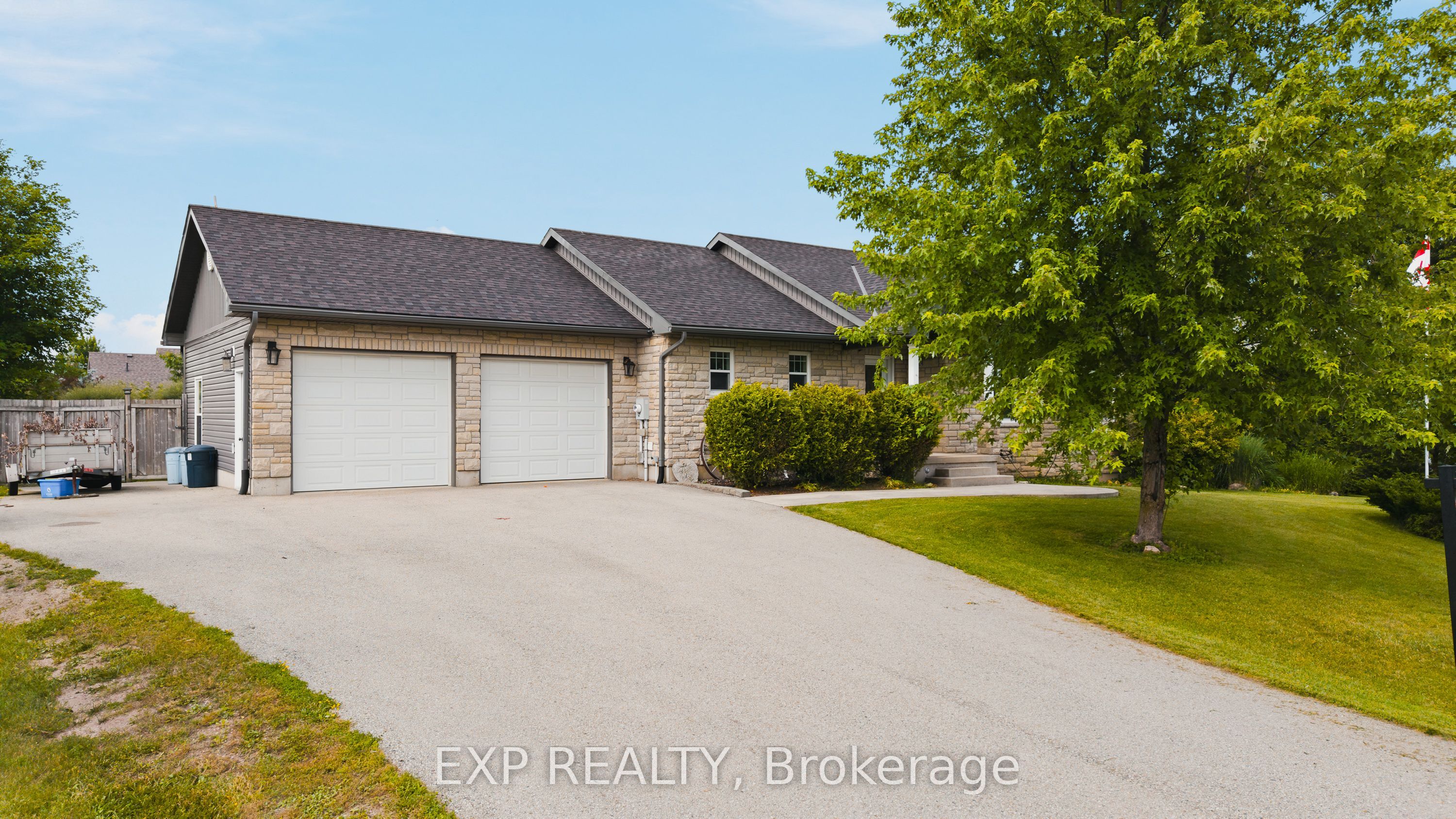 14 Regency Drive, Minto, ON N0G 1M0 photo 3