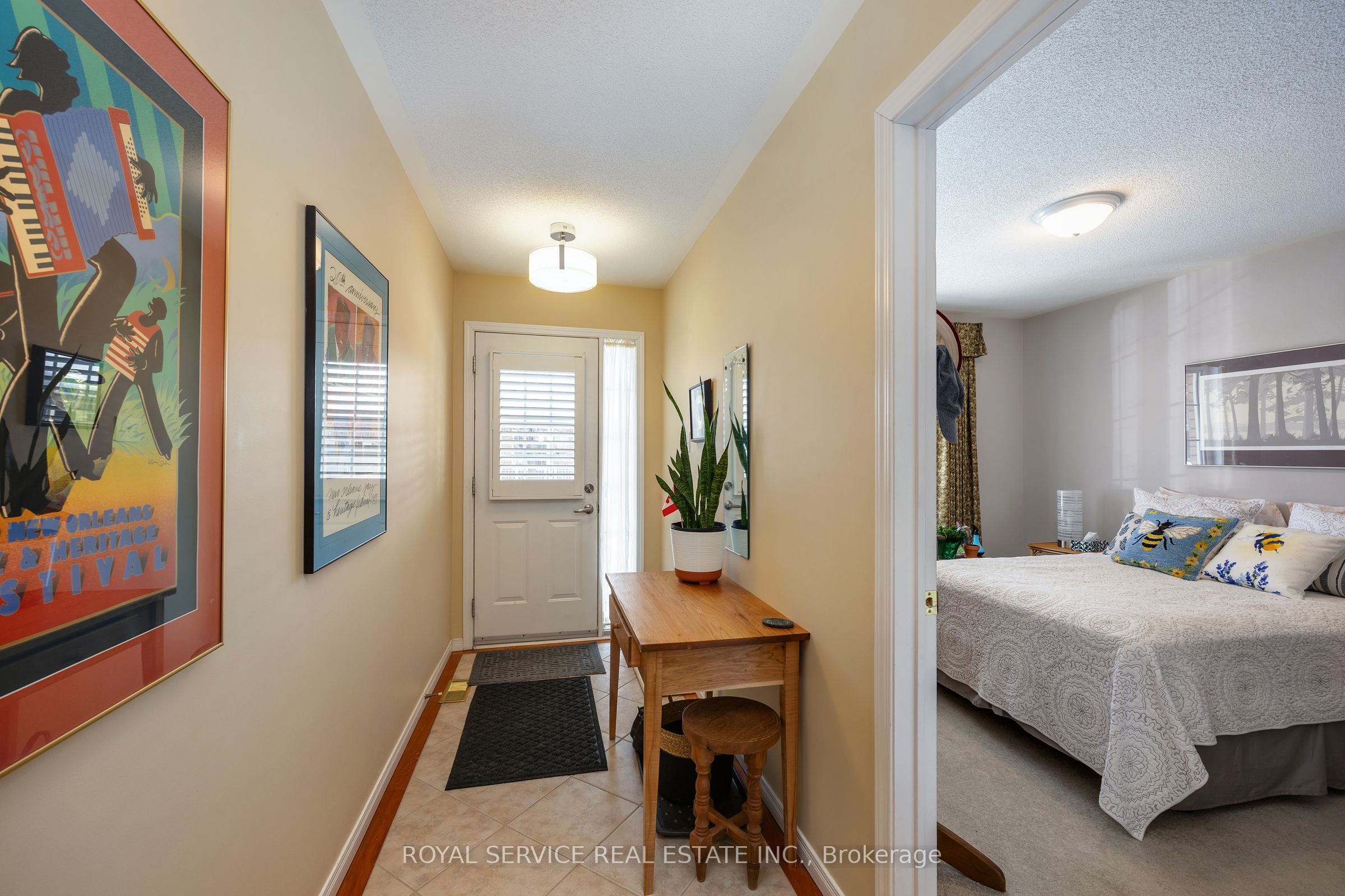 877 Wentworth Street 6, Peterborough, ON K9J 8R7 photo 4