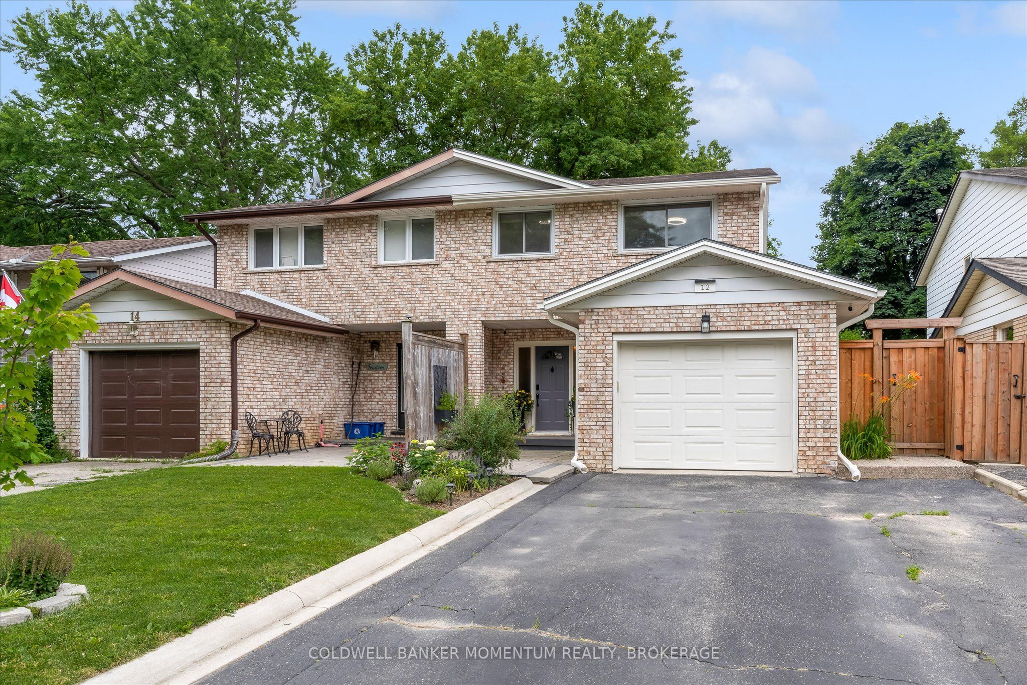 12 Woods End, Brantford, ON N3R 6M8 photo 2