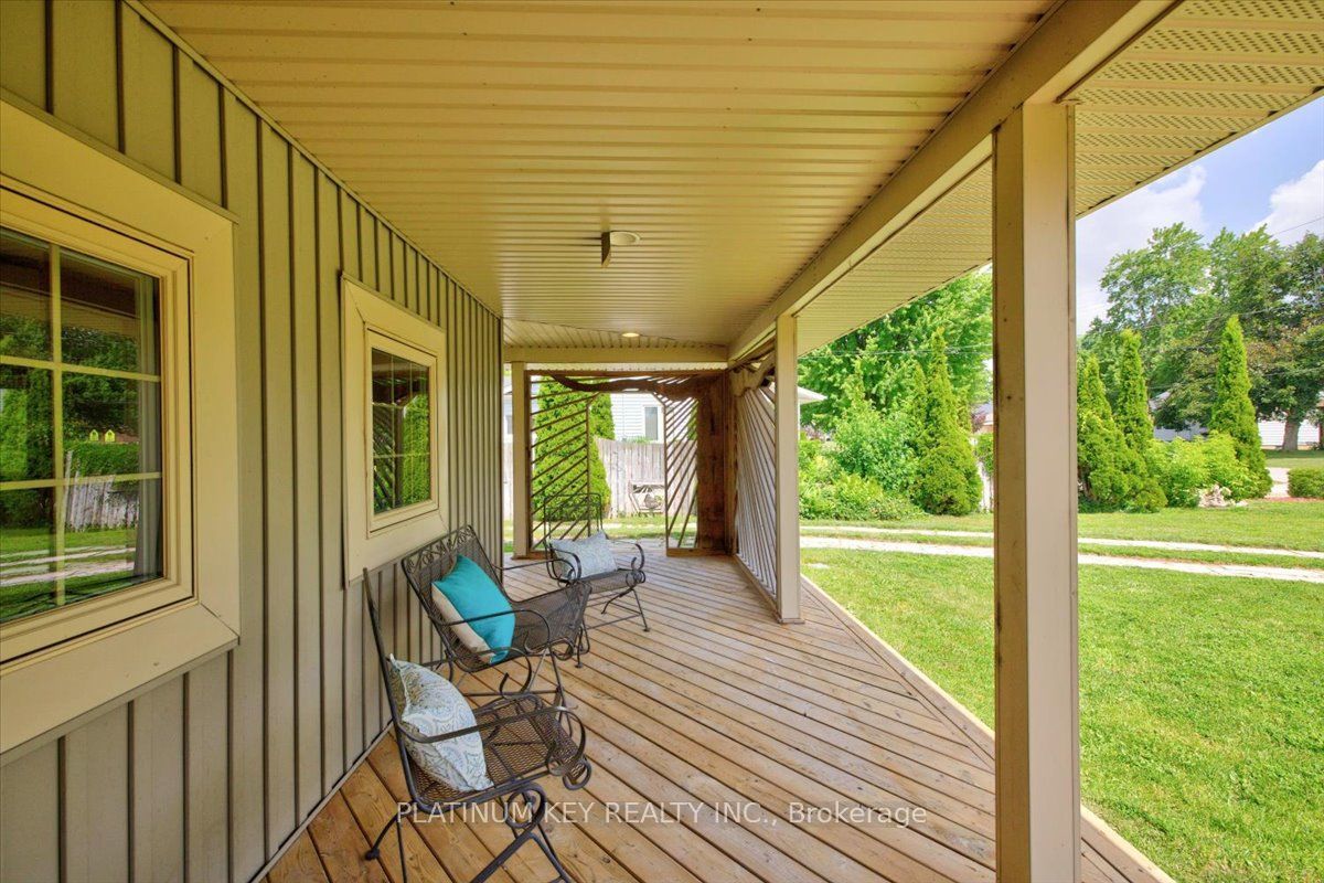 282 Beattie Street, Strathroy-Caradoc, ON N7G 2X4 photo 5