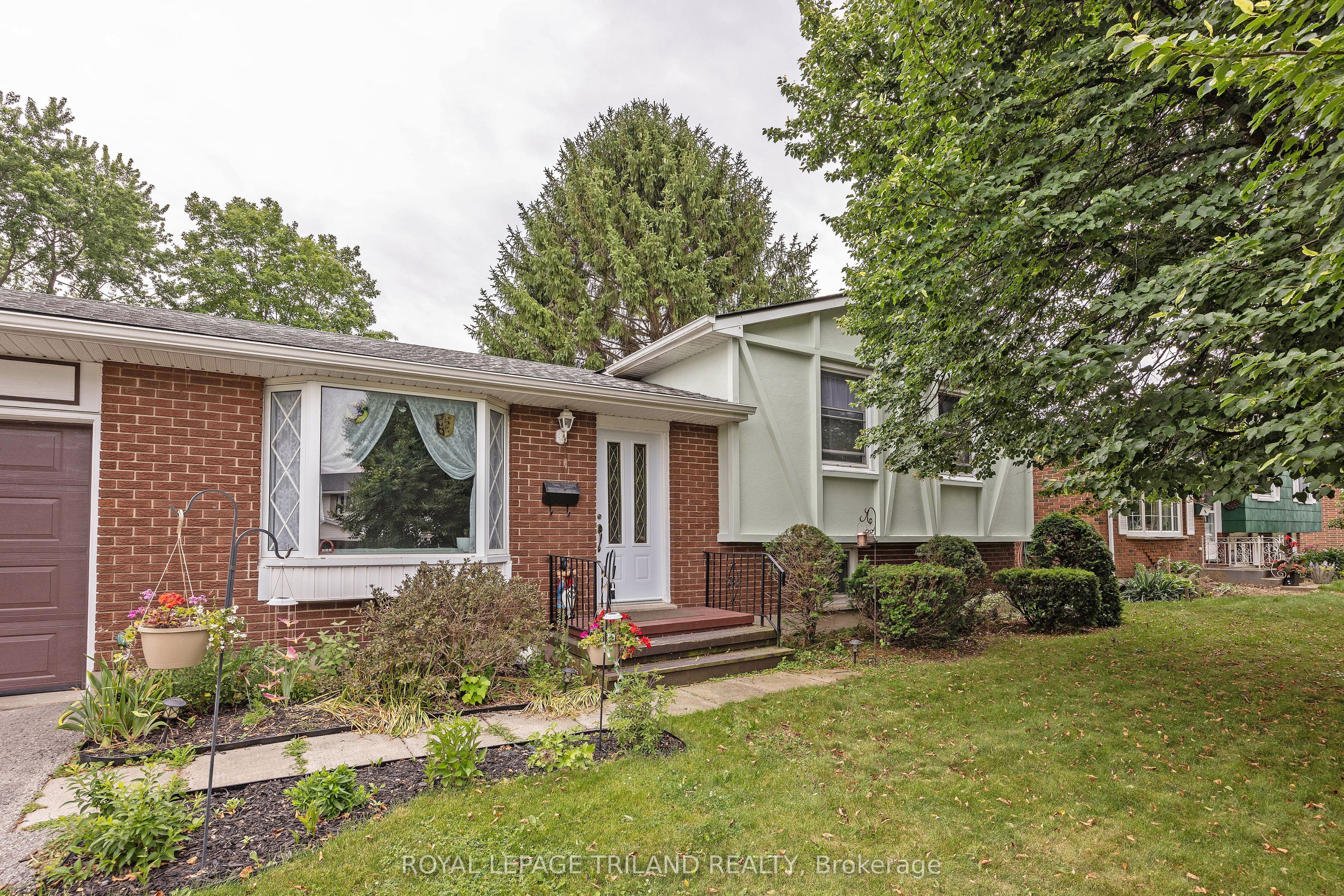 15 Confederation Drive, St. Thomas, ON N5P 3P1 photo 2