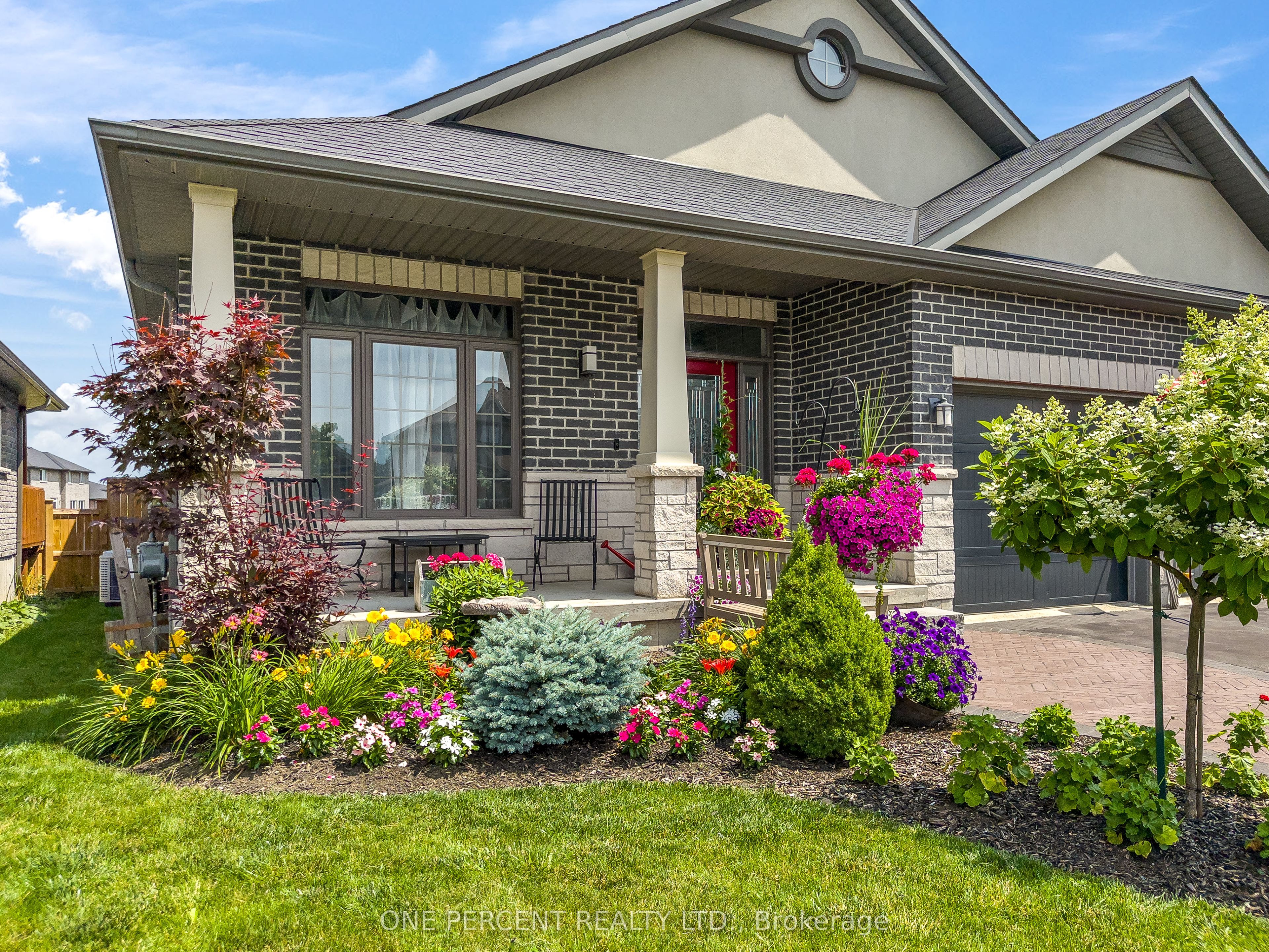 20 TRINITY Court, Belleville, ON K8N 0E7 photo 2