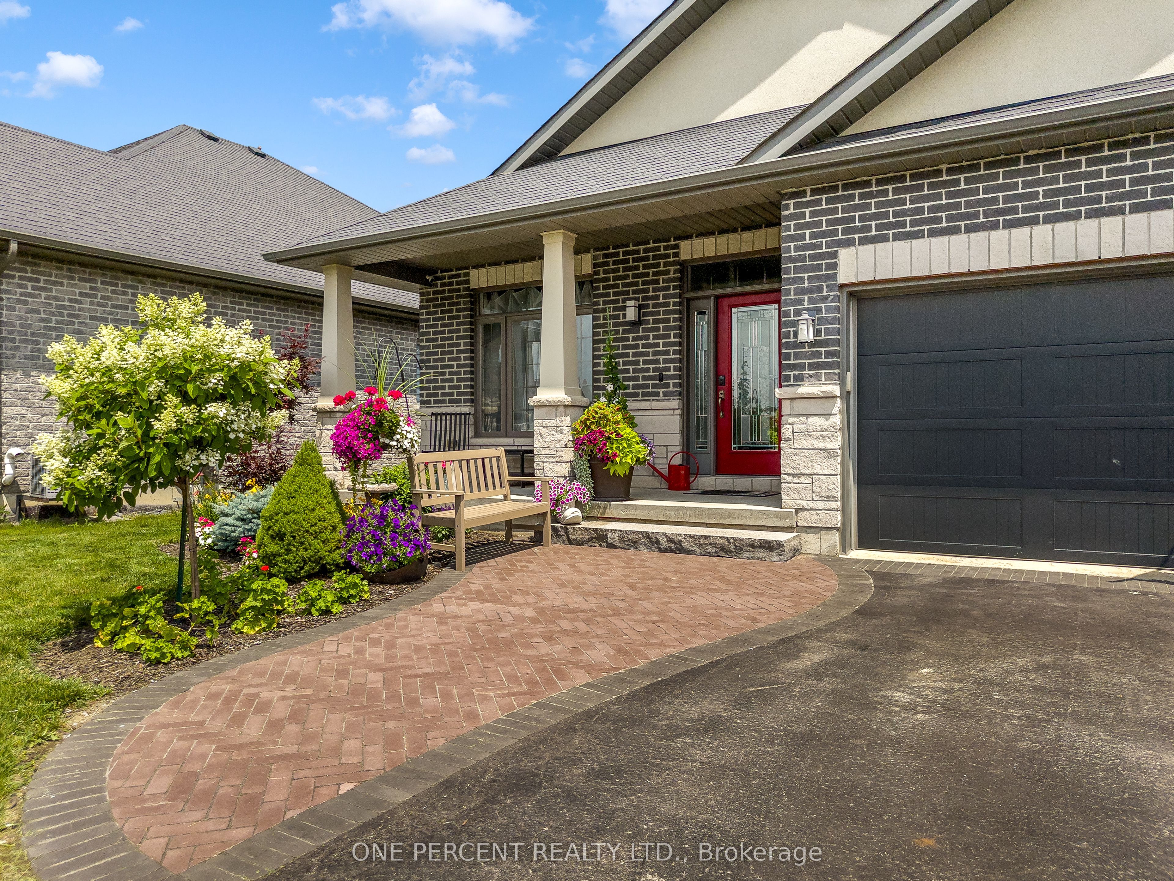 20 TRINITY Court, Belleville, ON K8N 0E7 photo 3