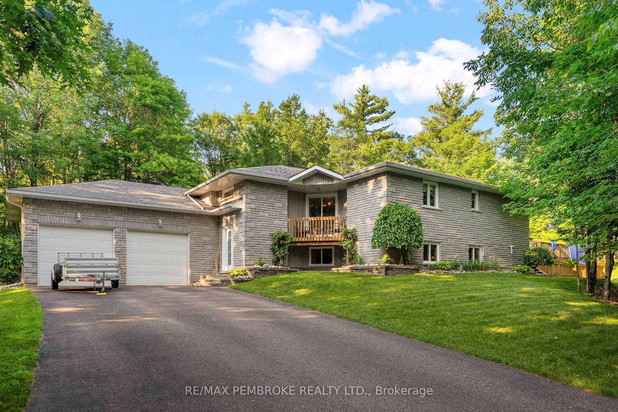 38 Rahns Road, Laurentian Valley, ON K8A 6W8 photo 2