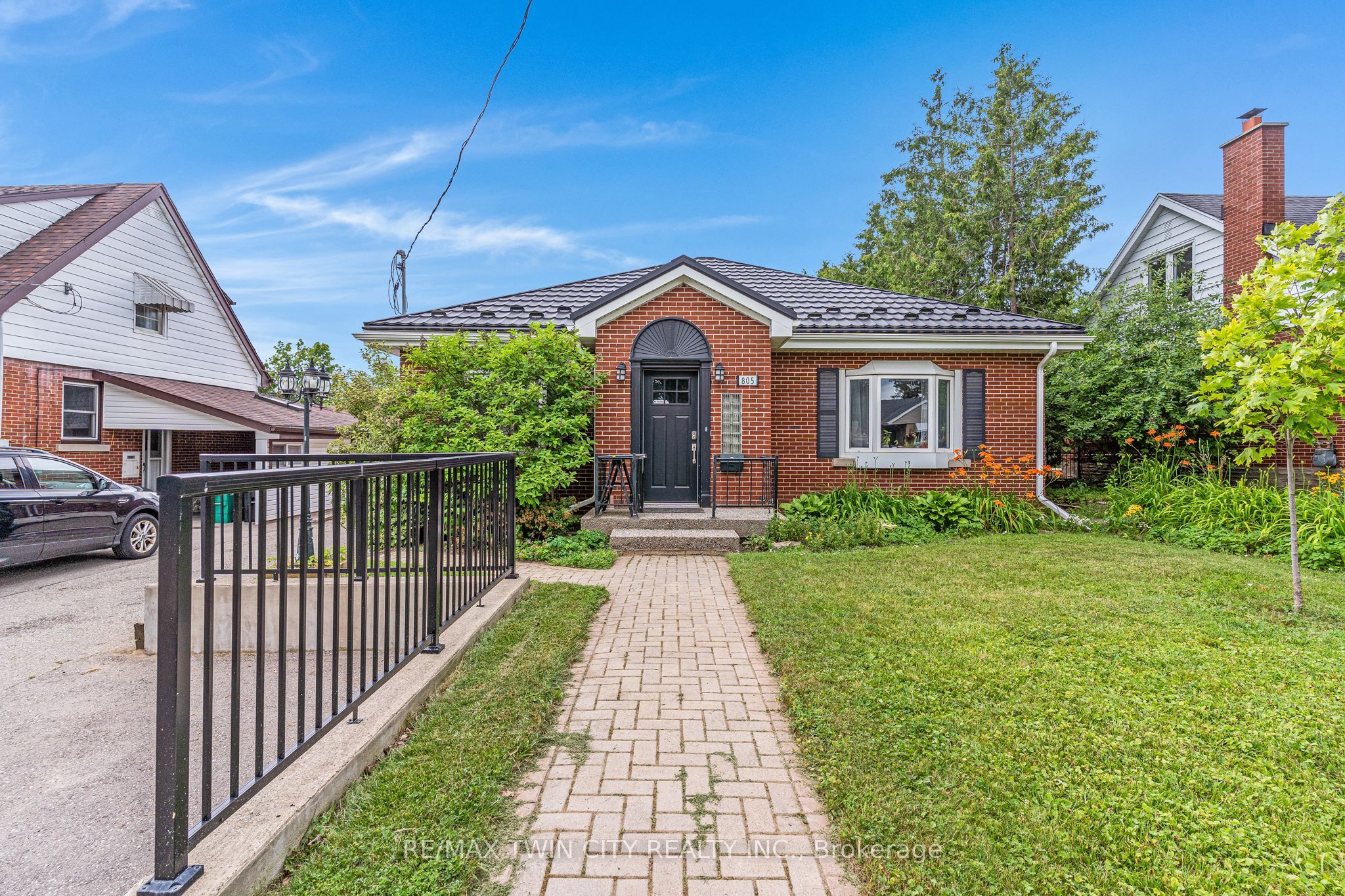 805 Rockway Drive, Kitchener, ON N2G 3B6 photo 5