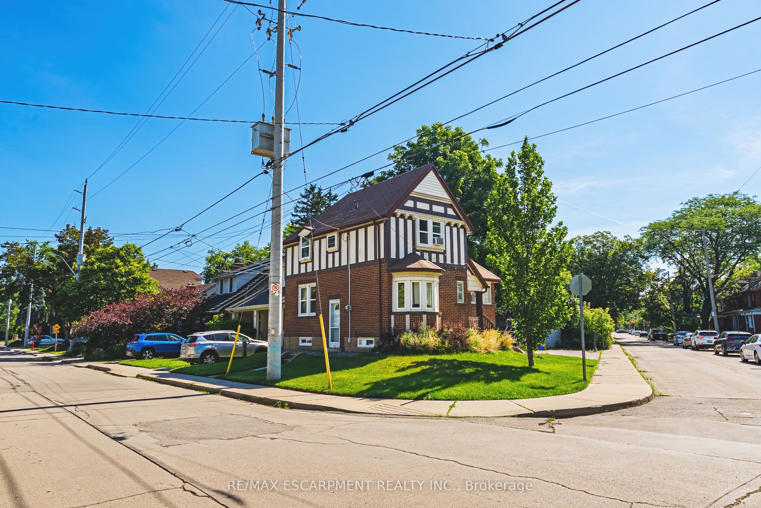 184 Arkell Street, Hamilton, ON L8S 1W8 photo 2