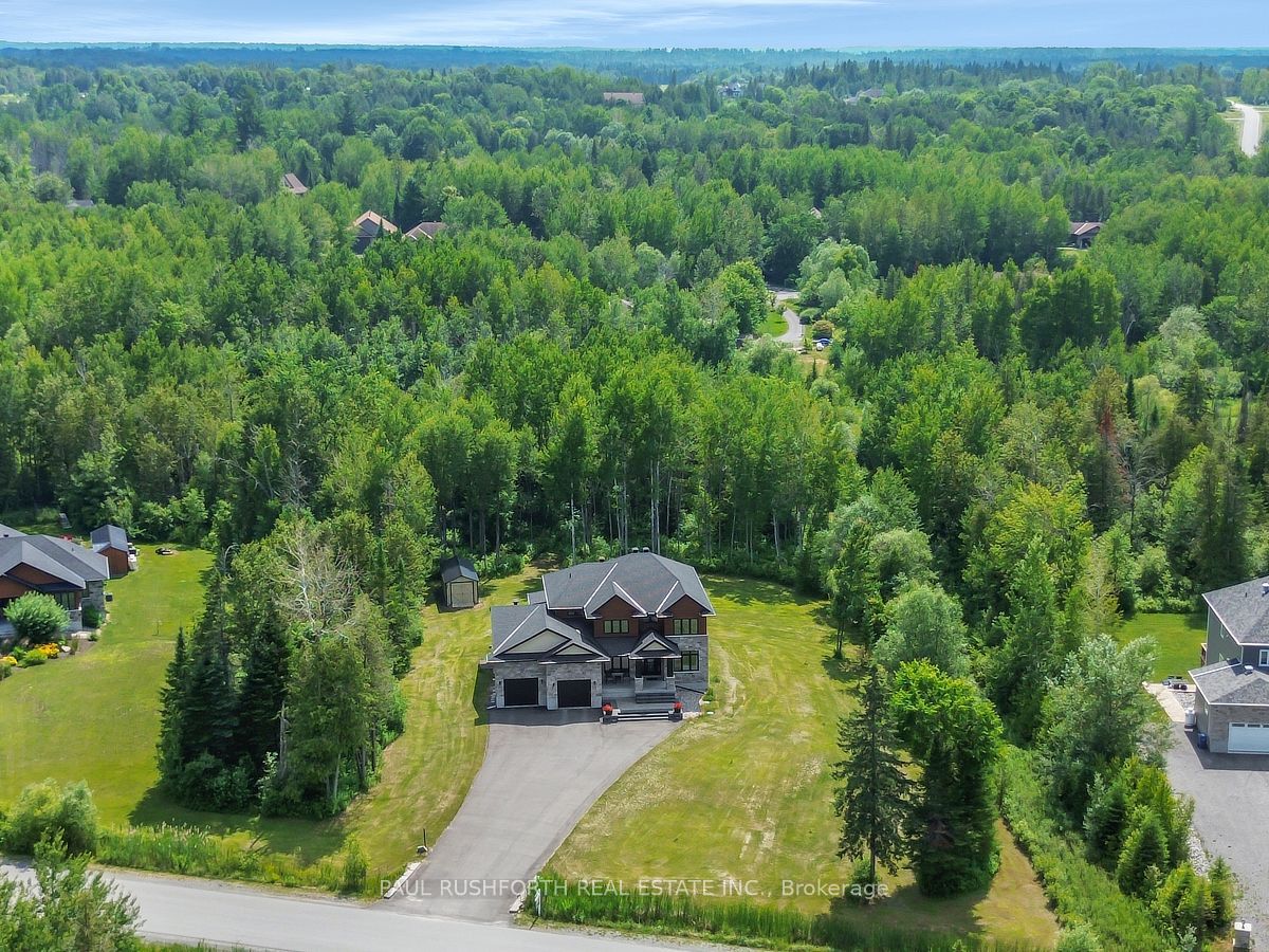 160 Country Meadow Drive, Carp - Huntley Ward, ON K0A 1L0 photo 4