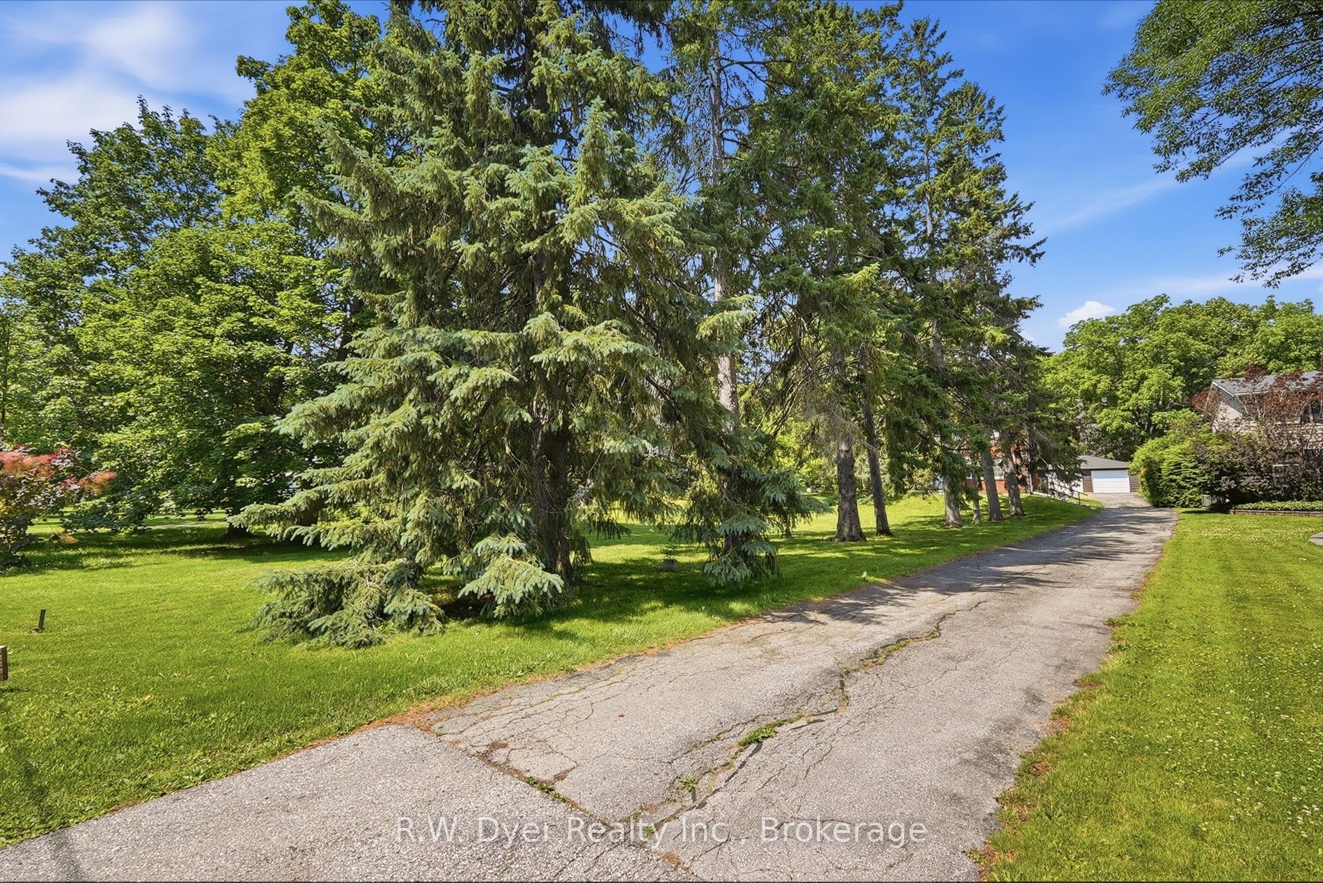 214 West River Road, Cambridge, ON N1S 3A1 photo 2