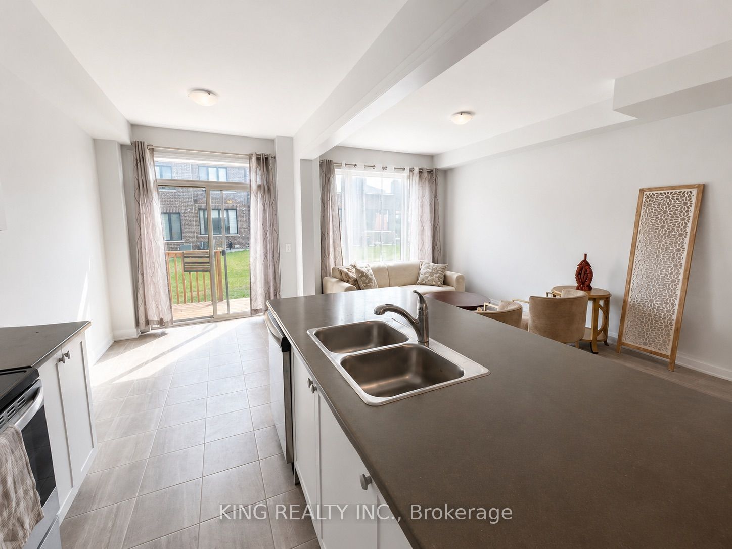 55 Butler Boulevard, Kawartha Lakes, ON K9V 4R1 photo 3