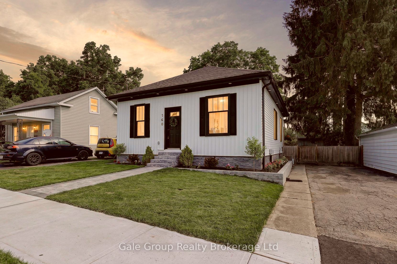 160 John Street, Ingersoll, ON N5C 3G2
