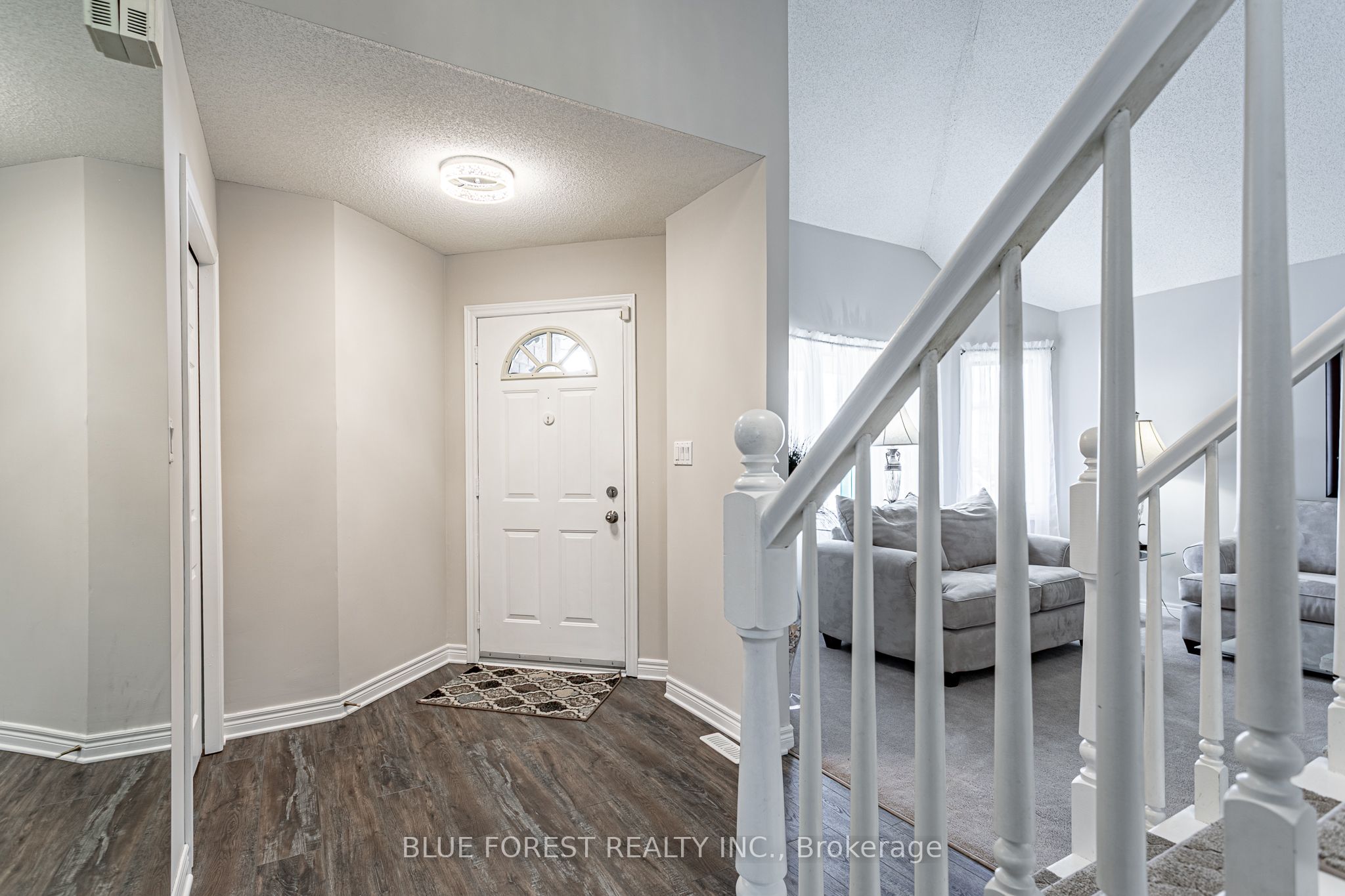 14 Eric Drive, Thames Centre, ON N0L 1G1 photo 5