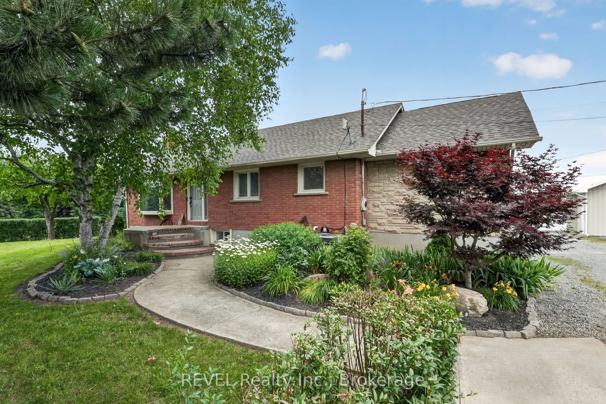1249 Four Mile Creek Road, Niagara-on-the-Lake, ON L0S 1J0 photo 2