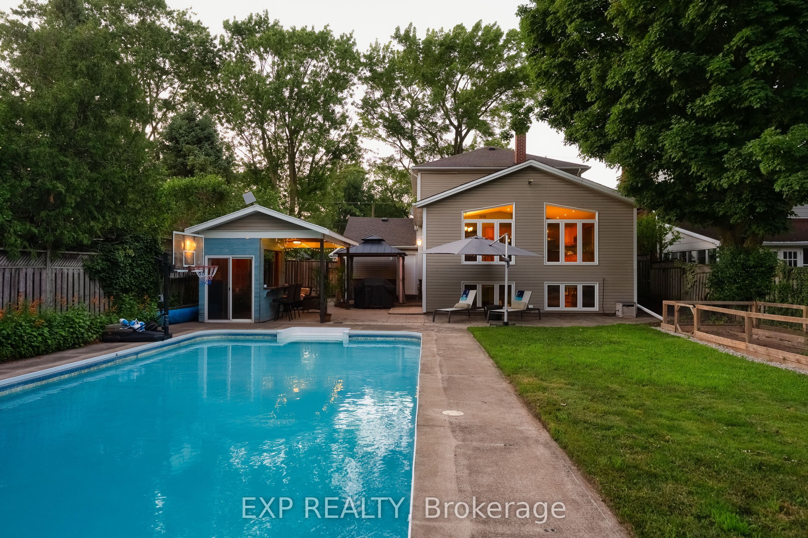 6276 STAMFORD GREEN Drive, Niagara Falls, ON L2J 1T3 photo 3
