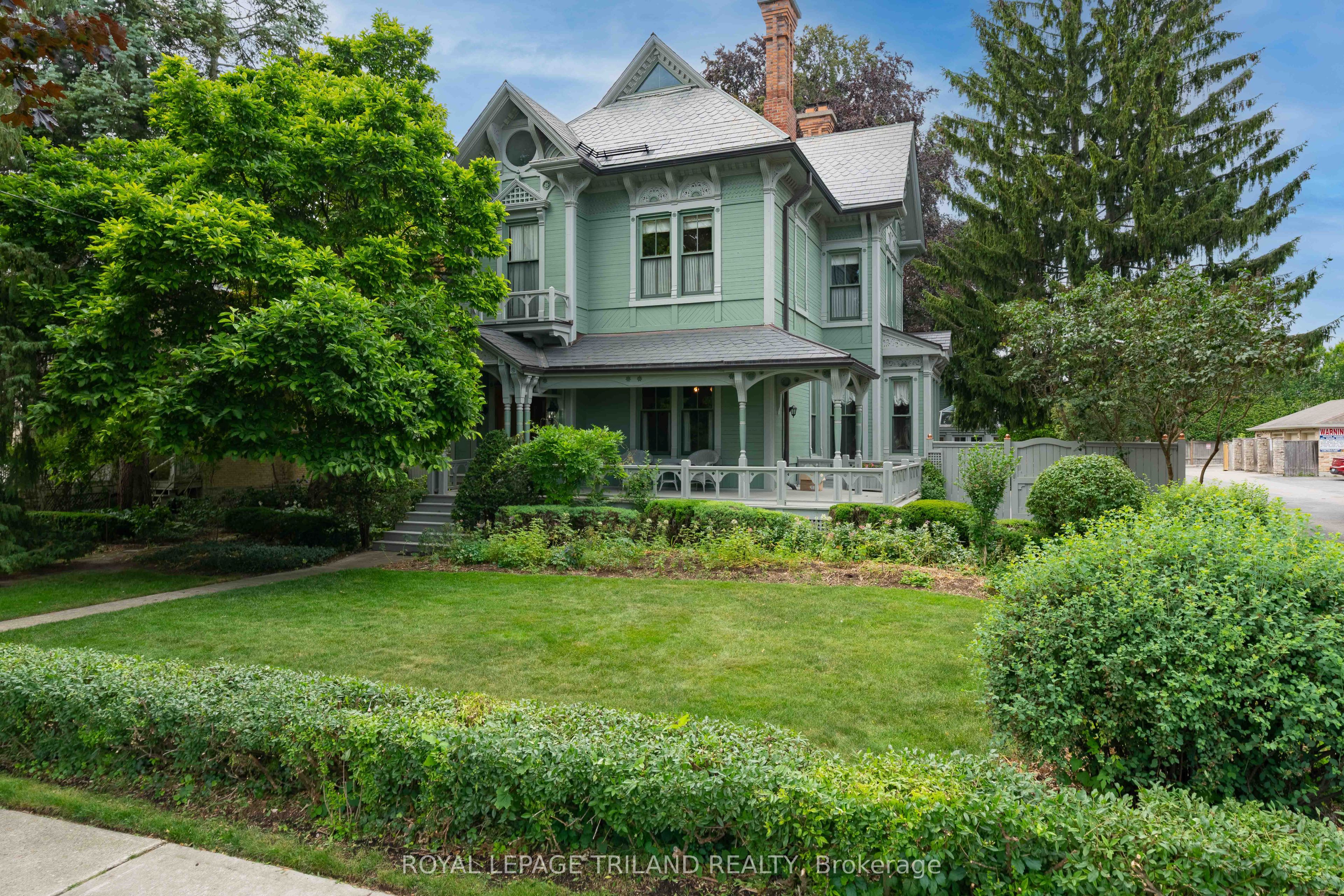 36 Grosvenor Street, London East, ON N6A 1Y5