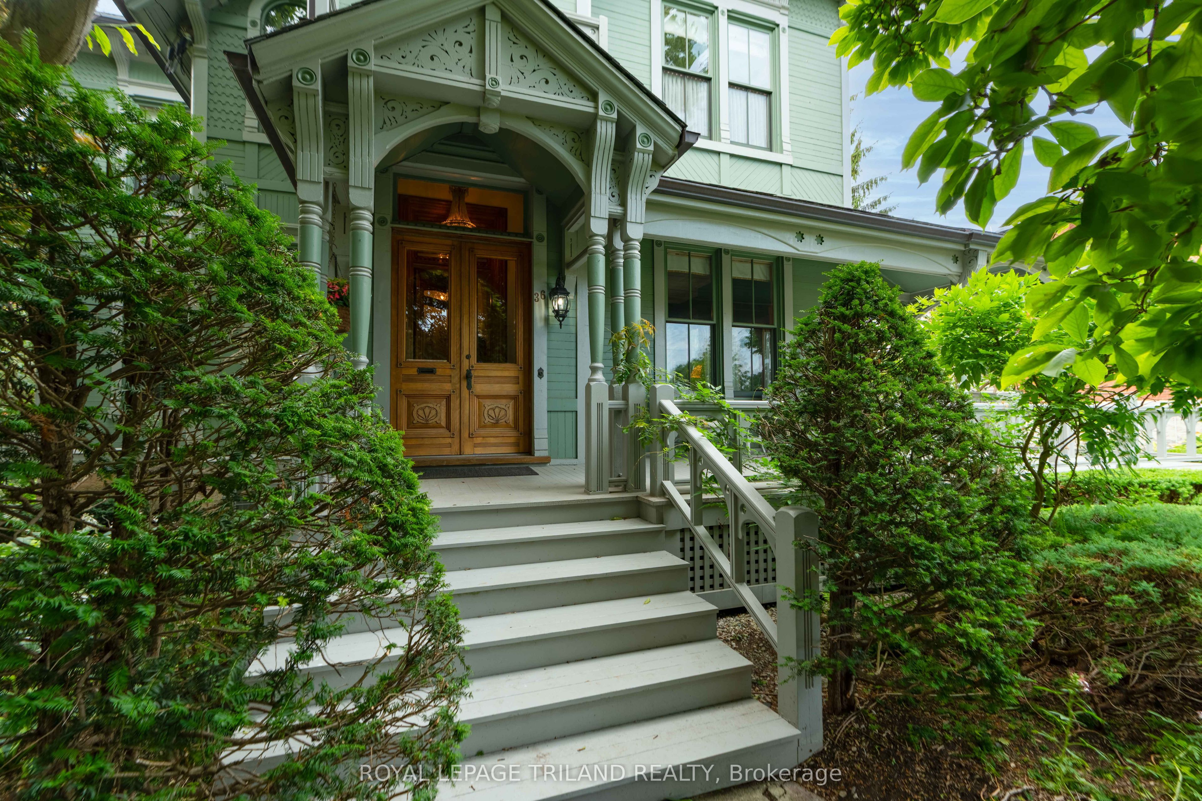 36 Grosvenor Street, London East, ON N6A 1Y5 photo 3