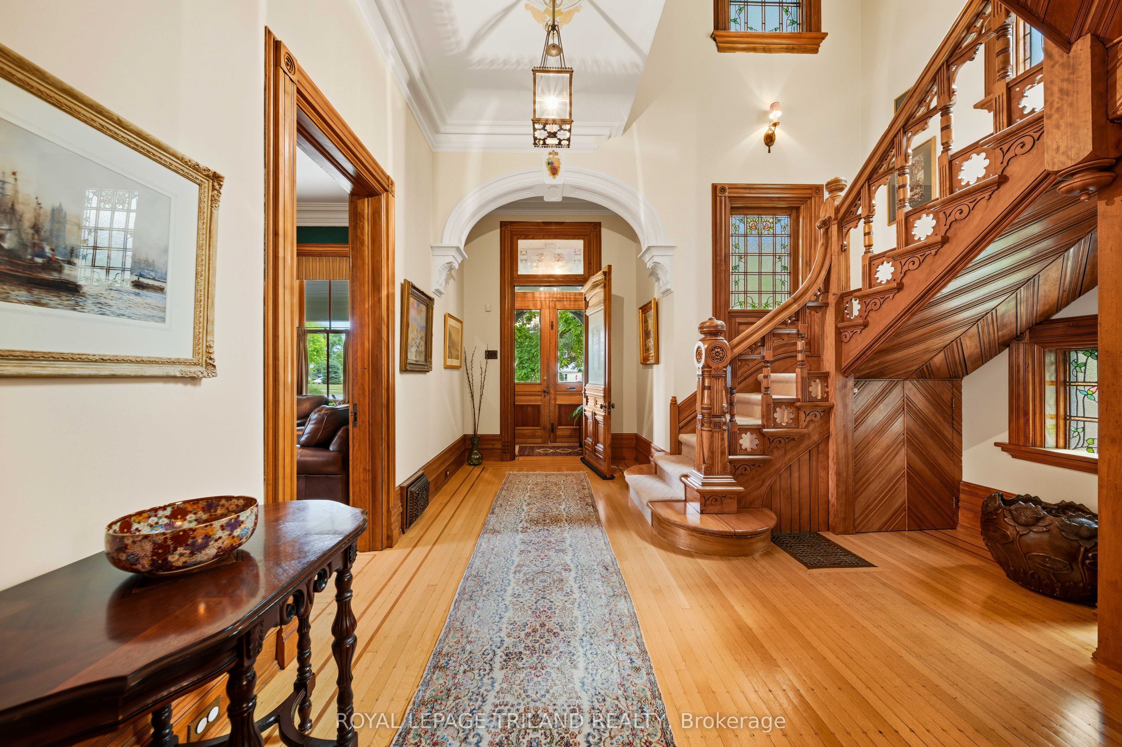 36 Grosvenor Street, London East, ON N6A 1Y5 photo 5