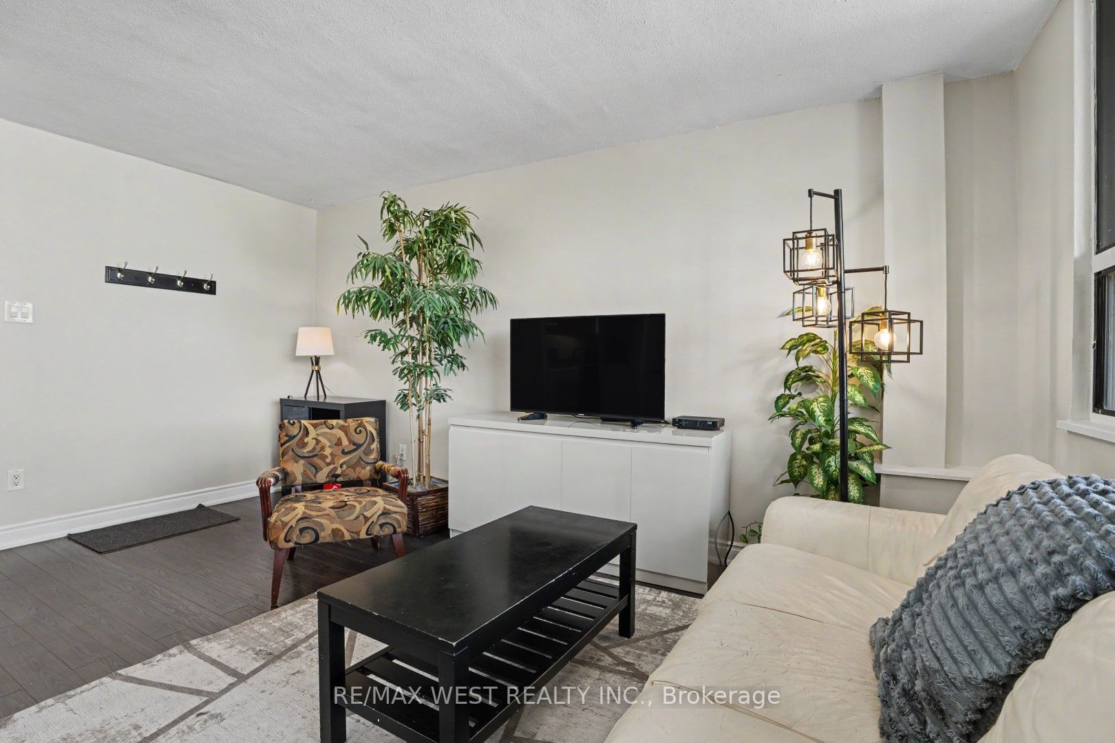 15 Nicklaus Drive 807, Hamilton, ON L8K 5J5 photo 5