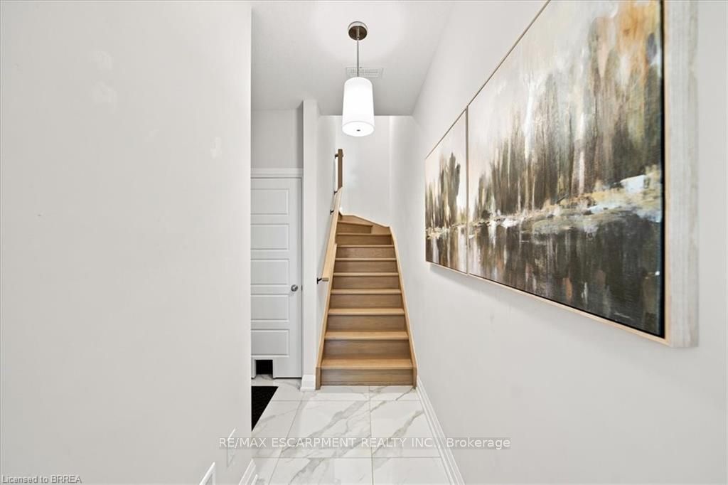 677 Park Road N 162, Brantford, ON N3R 0C2 photo 4