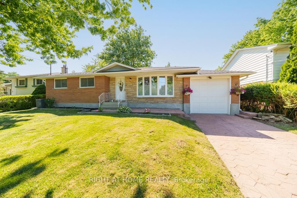 7 Wallis Avenue, West Lincoln, ON L0R 2A0 photo 2