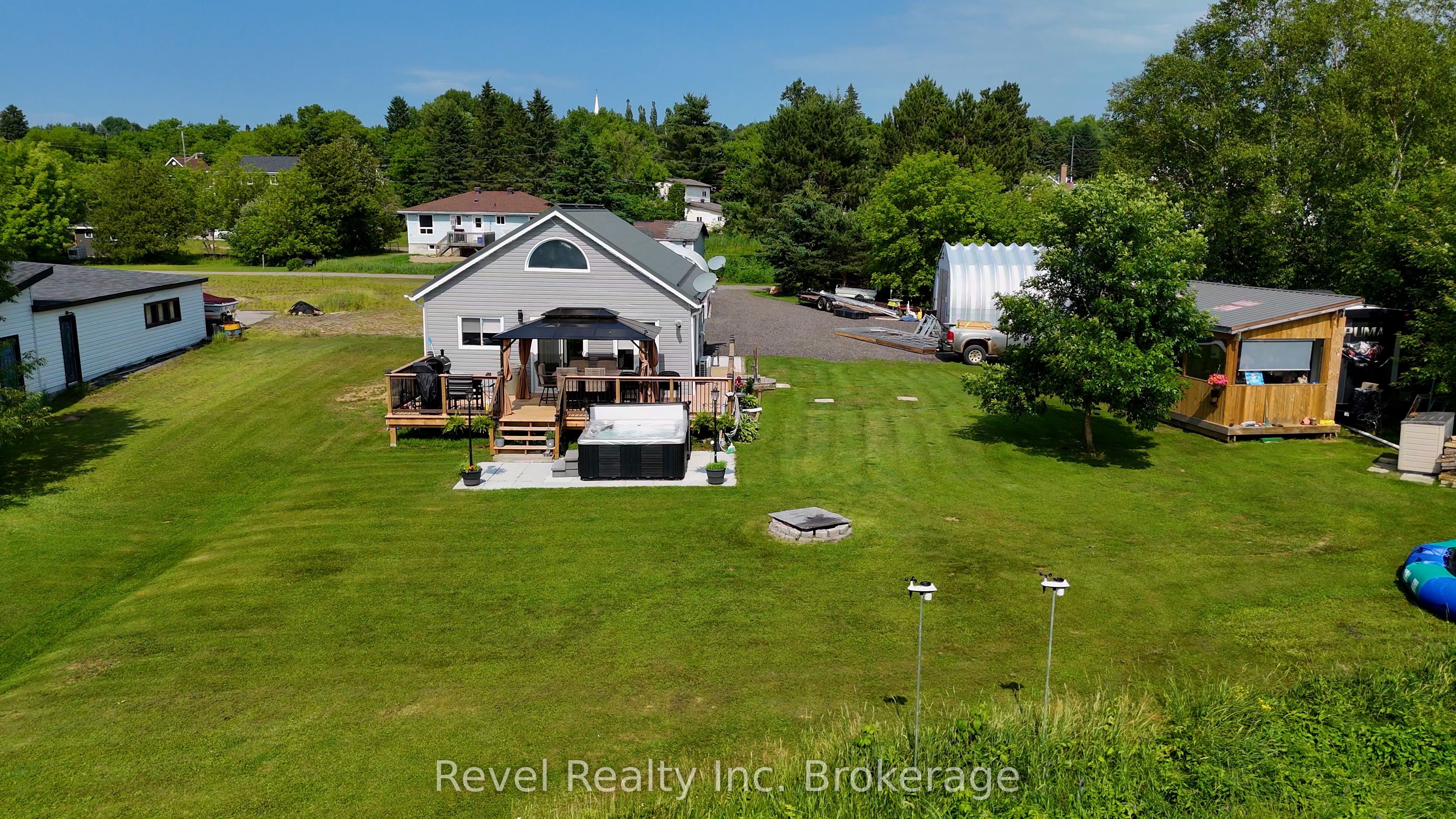 102 Church Street, Bonfield, ON P0H 1E0 photo 4