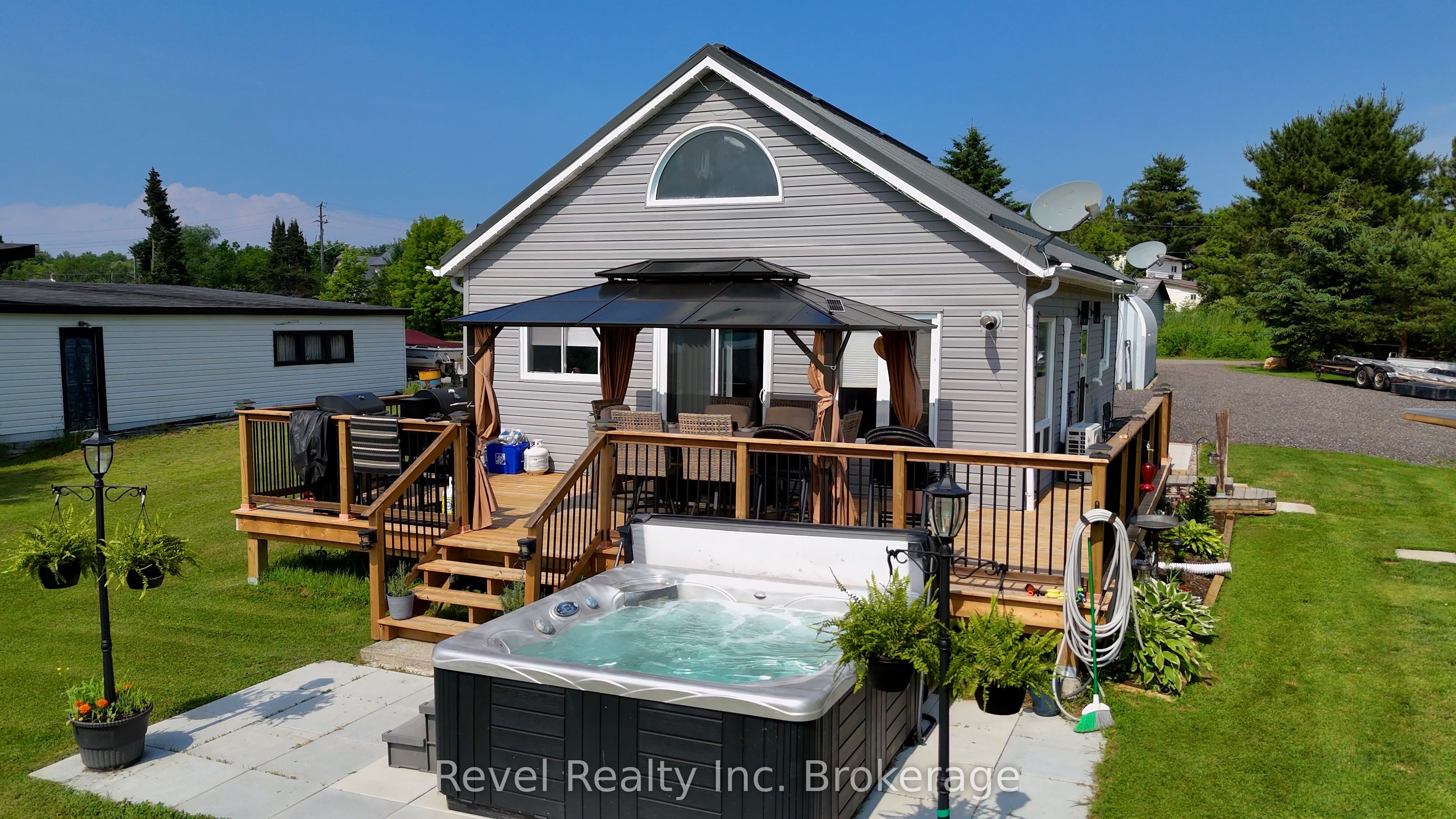 102 Church Street, Bonfield, ON P0H 1E0 photo 5