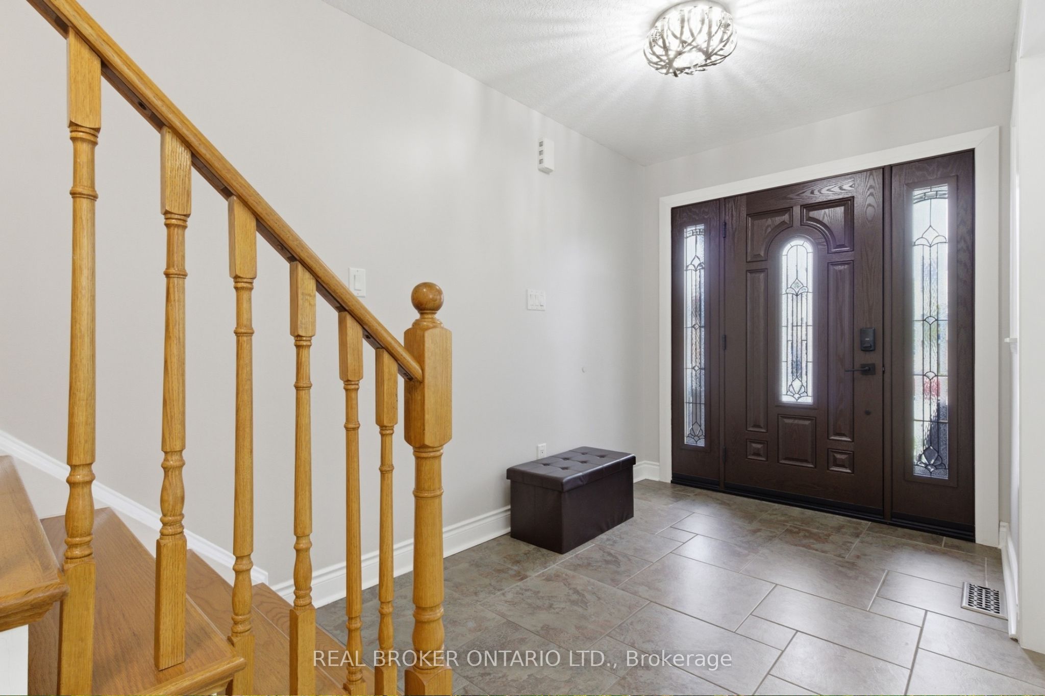 135 Blackburn Drive, Brantford, ON N3T 6S8 photo 5