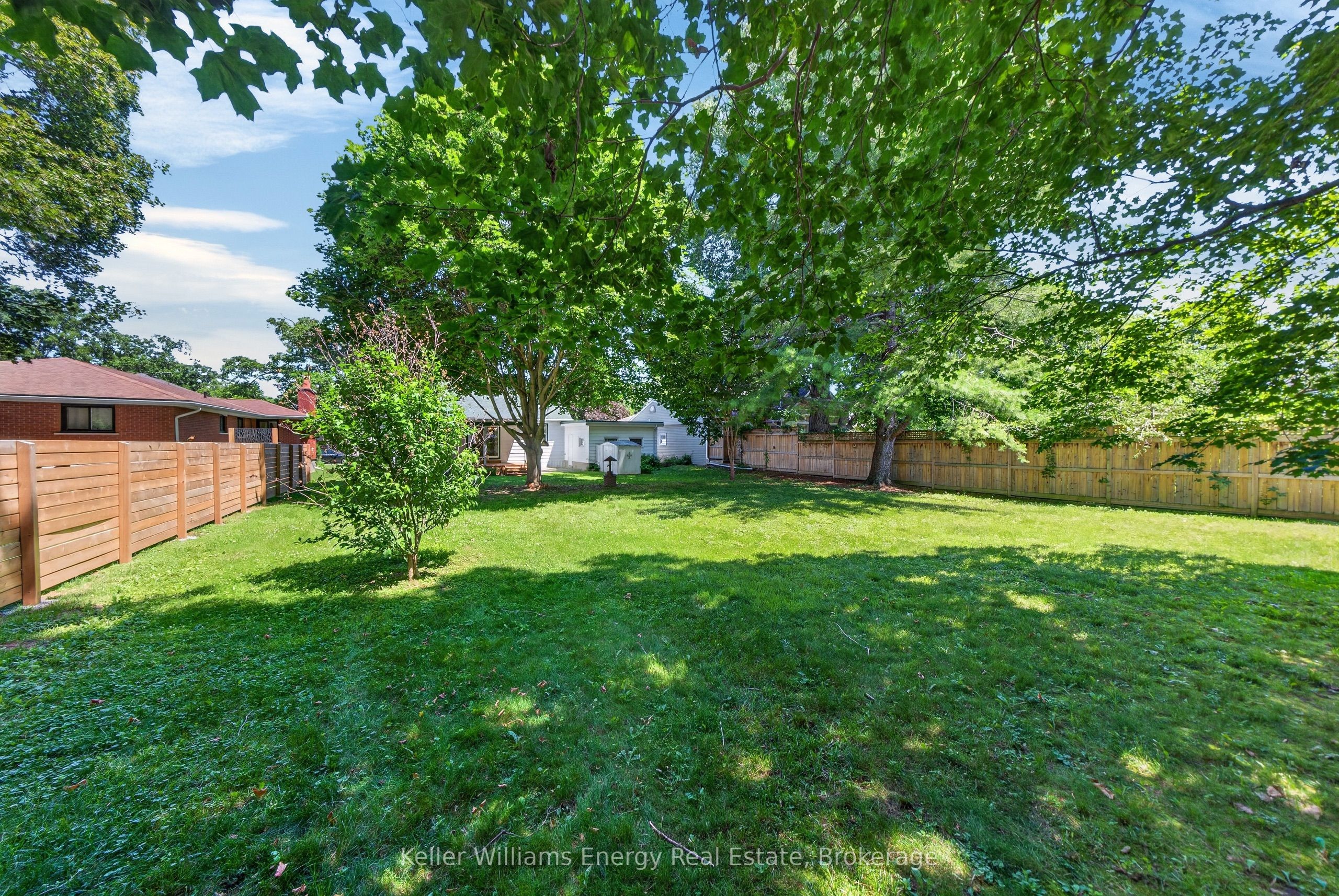 7 Maple Avenue, Prince Edward County, ON K0K 2T0 photo 4