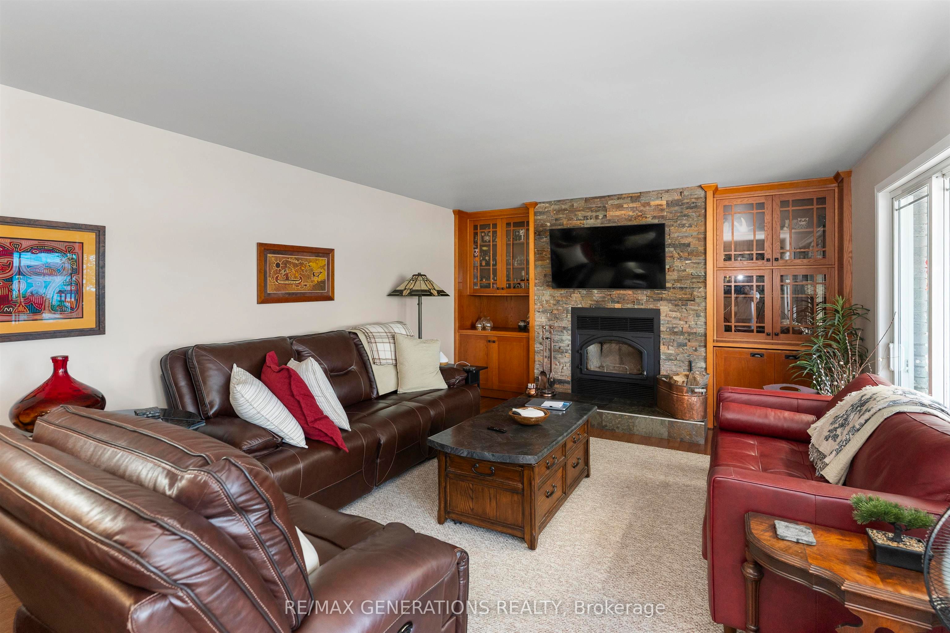 664 MEMORY Road, Neebing, ON P7L 0A3 photo 2