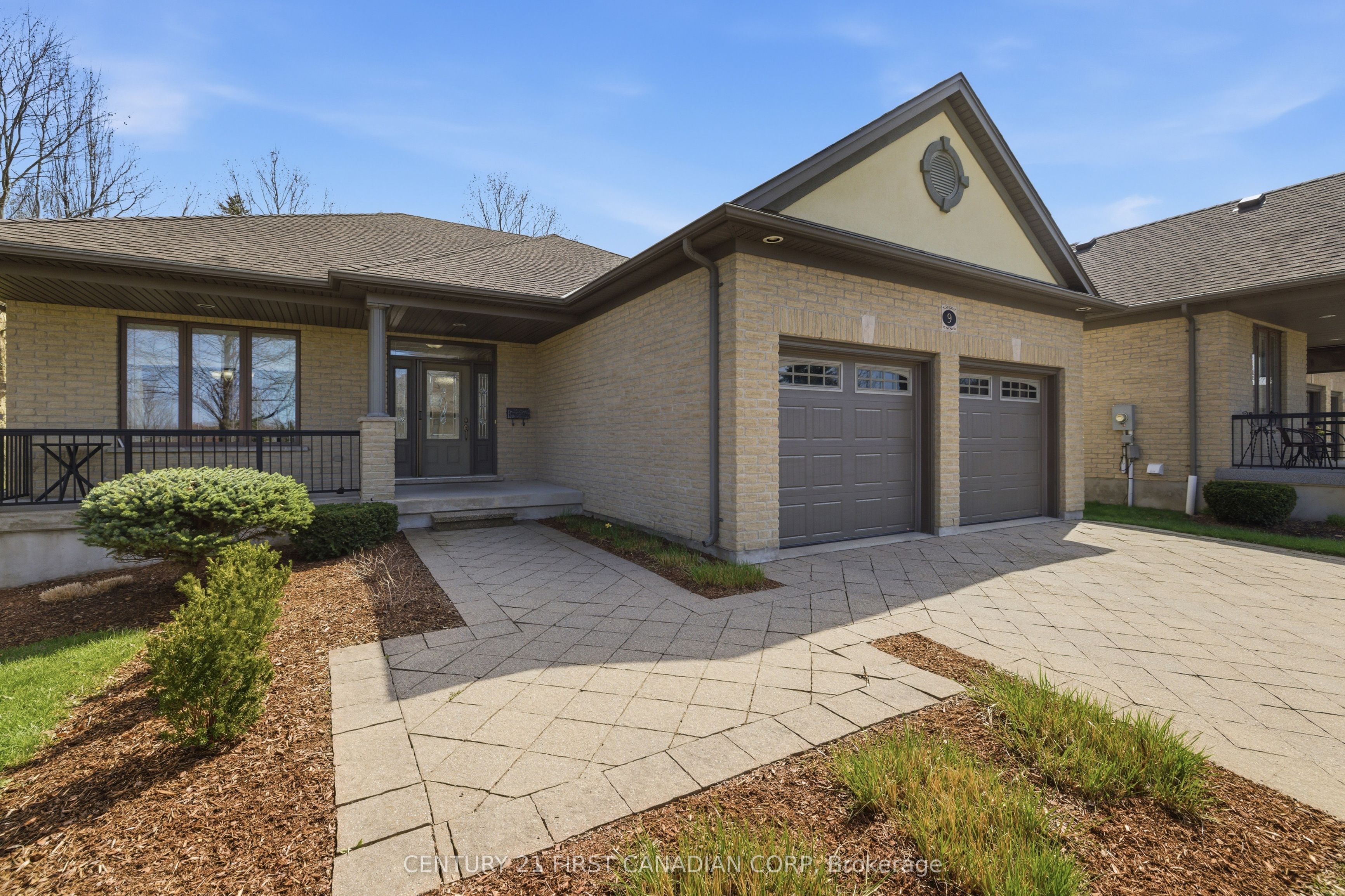 181 Skyline Avenue 9, London North, ON N5X 0B2 photo 2
