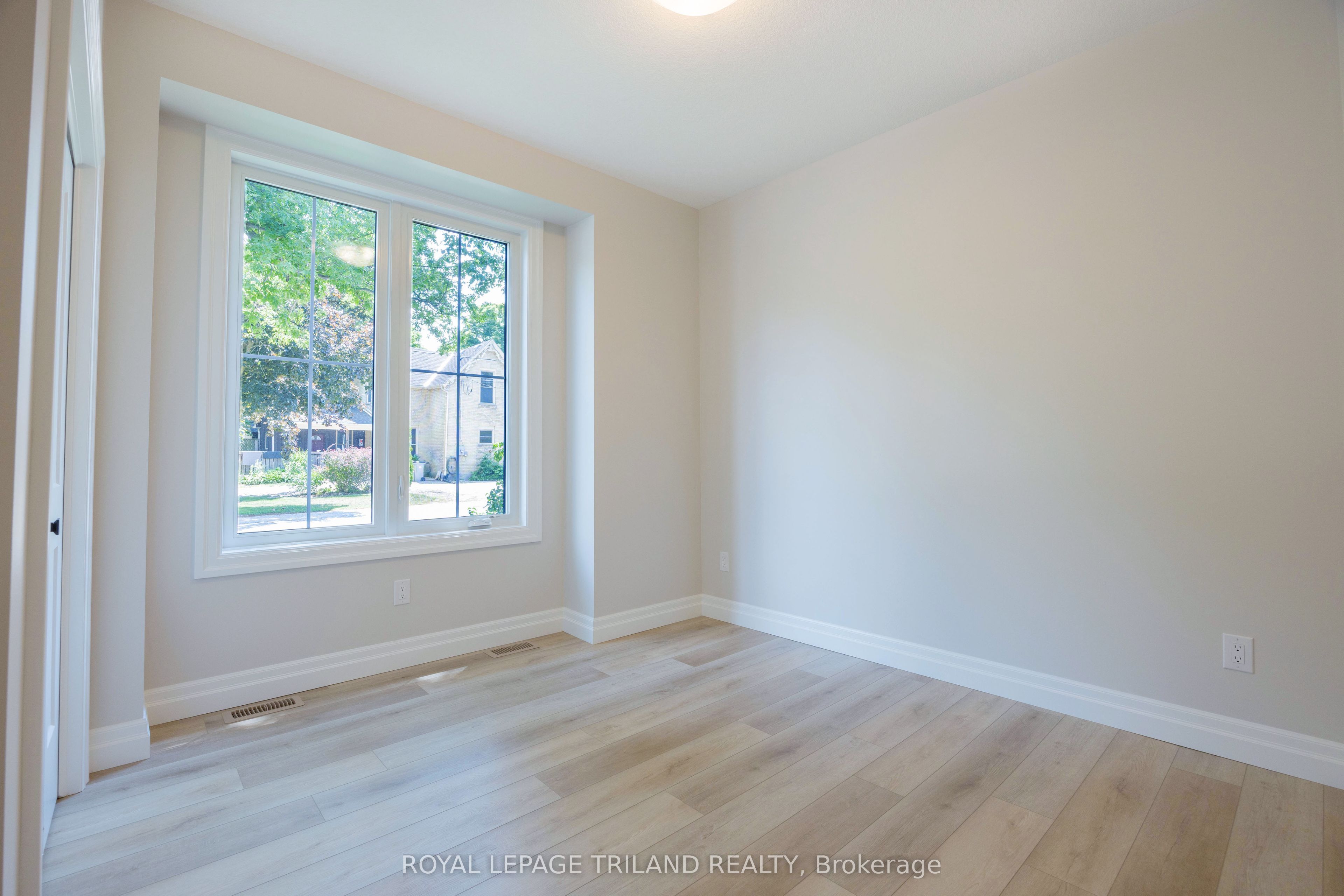 189 Catherine Street, North Middlesex, ON N0M 2K0 photo 5