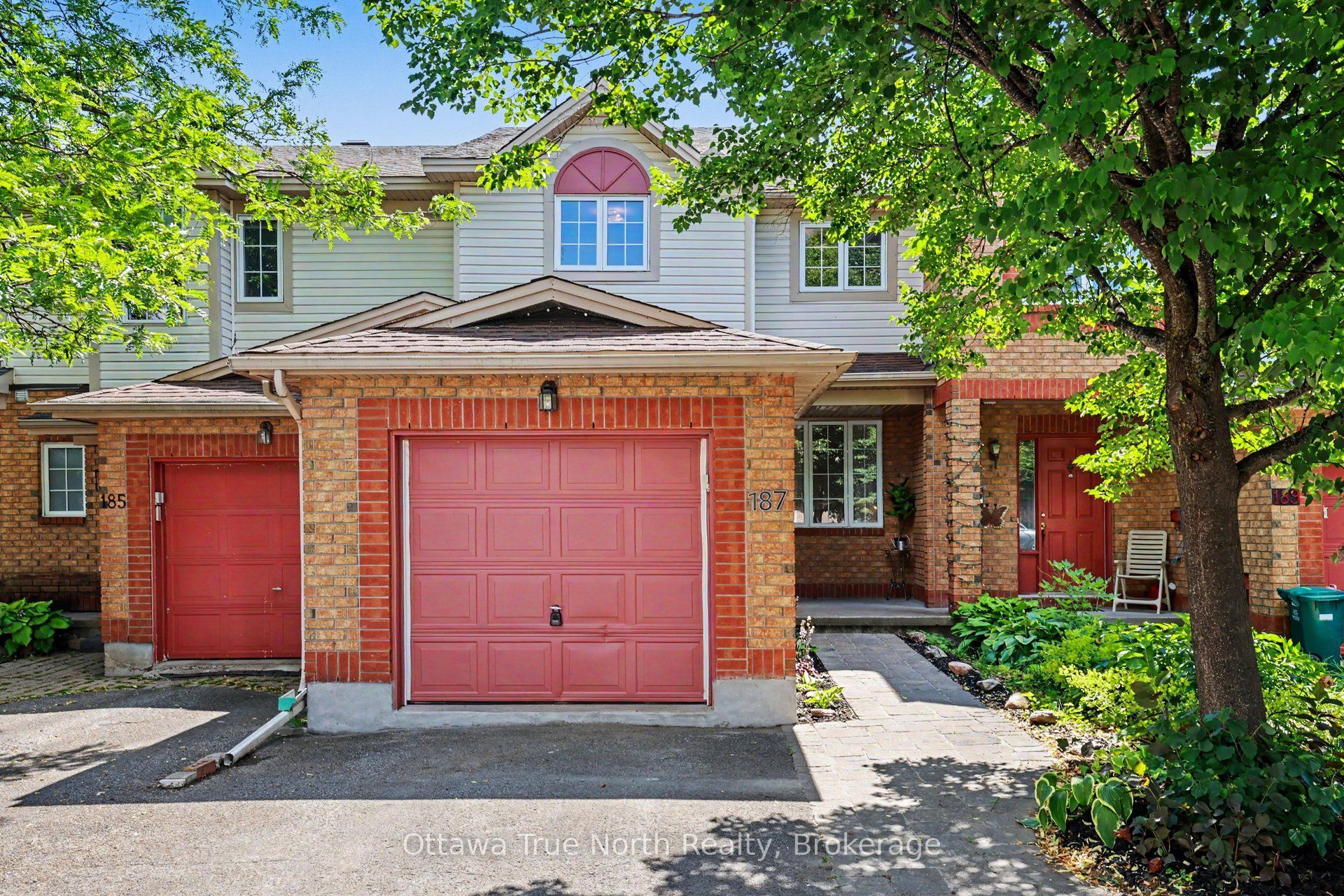 187 Kincardine Drive, Kanata, ON K2V 1C5