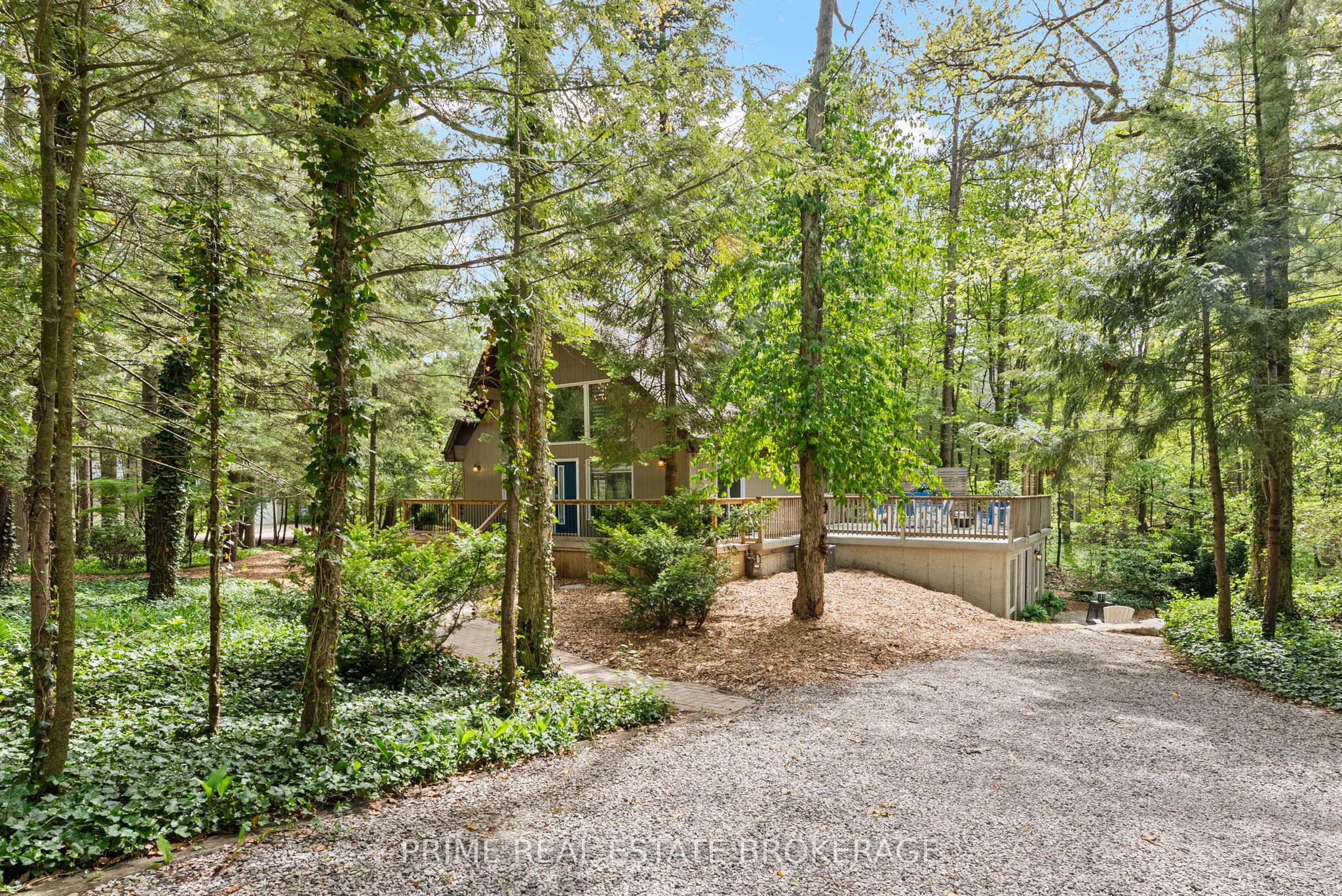 10291 Pines Parkway, Lambton Shores, ON N0M 1T0 photo 2