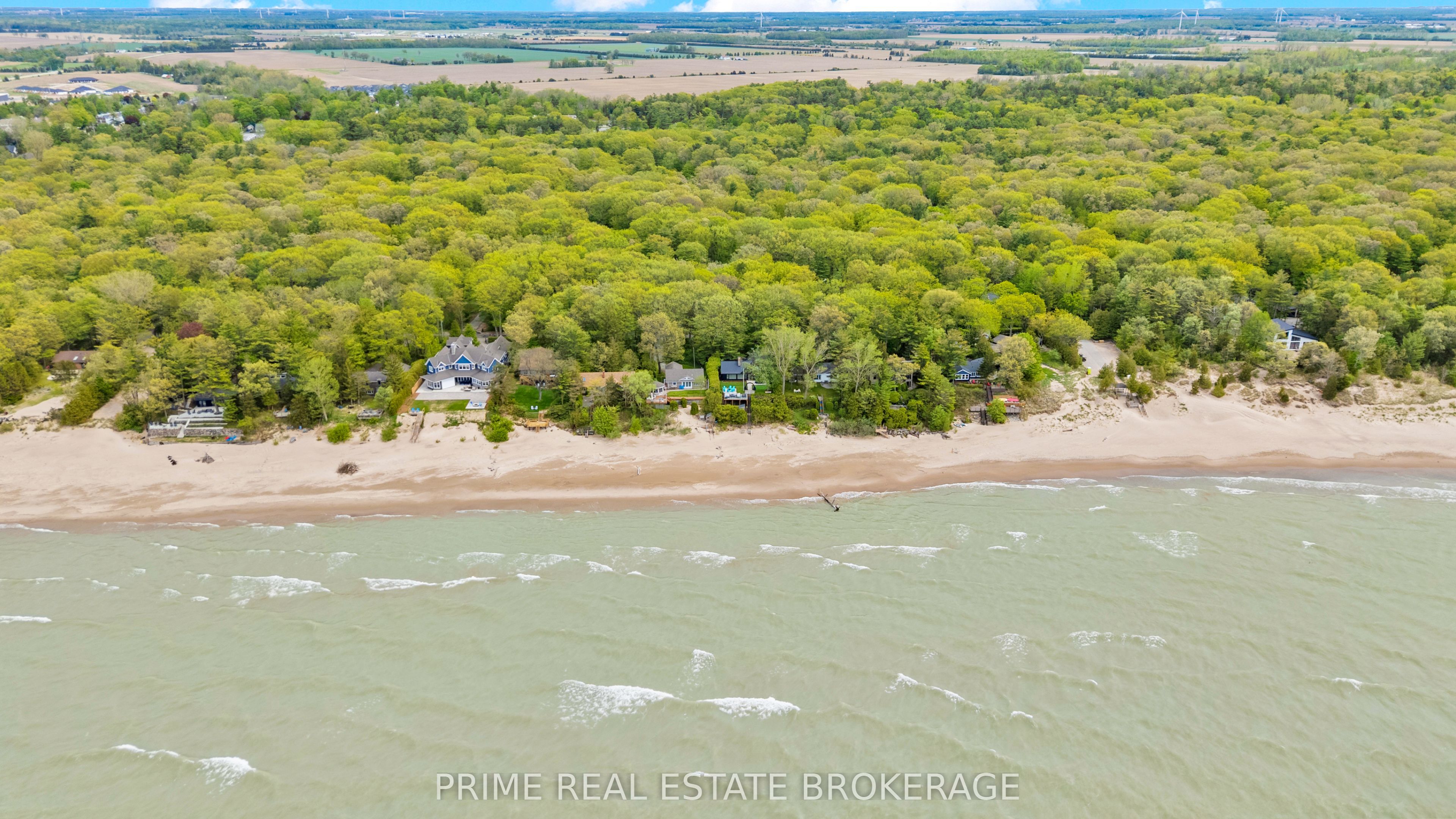 10291 Pines Parkway, Lambton Shores, ON N0M 1T0 photo 5