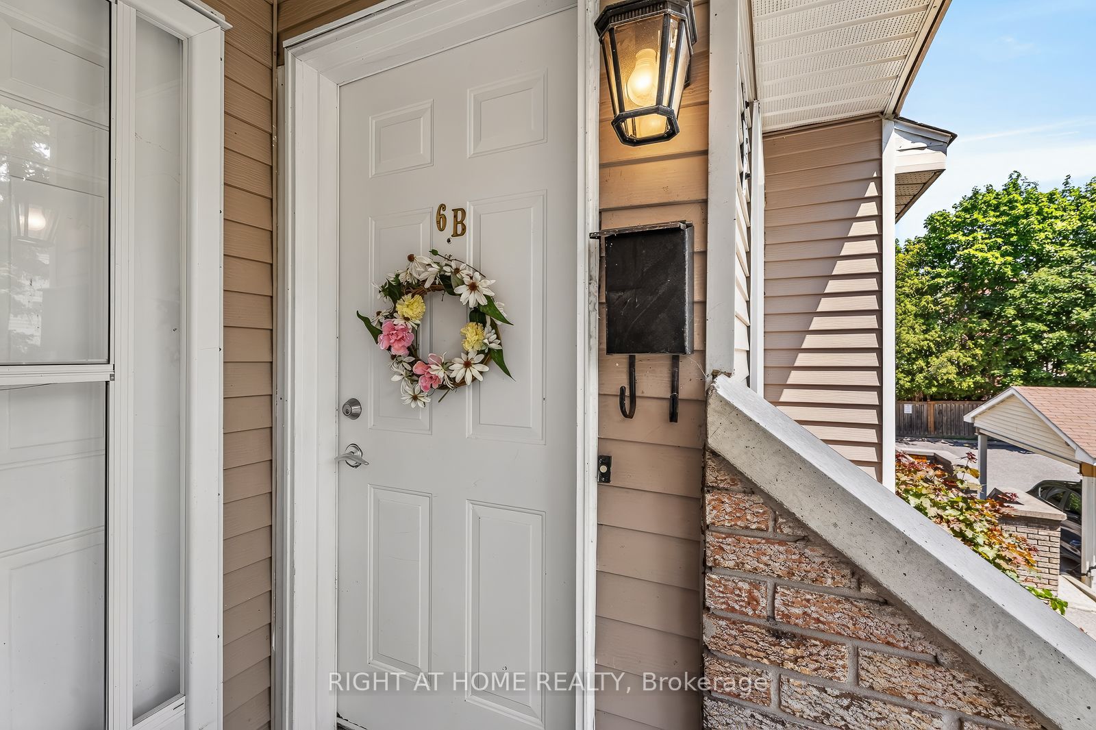 6B Shehyn Lane 15, Tanglewood - Grenfell Glen - Pineglen, ON K2G 4Y2 photo 3