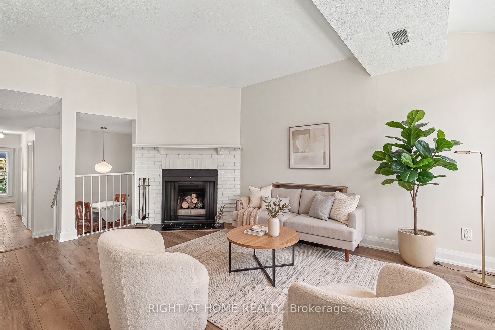 6B Shehyn Lane 15, Tanglewood - Grenfell Glen - Pineglen, ON K2G 4Y2 photo 5