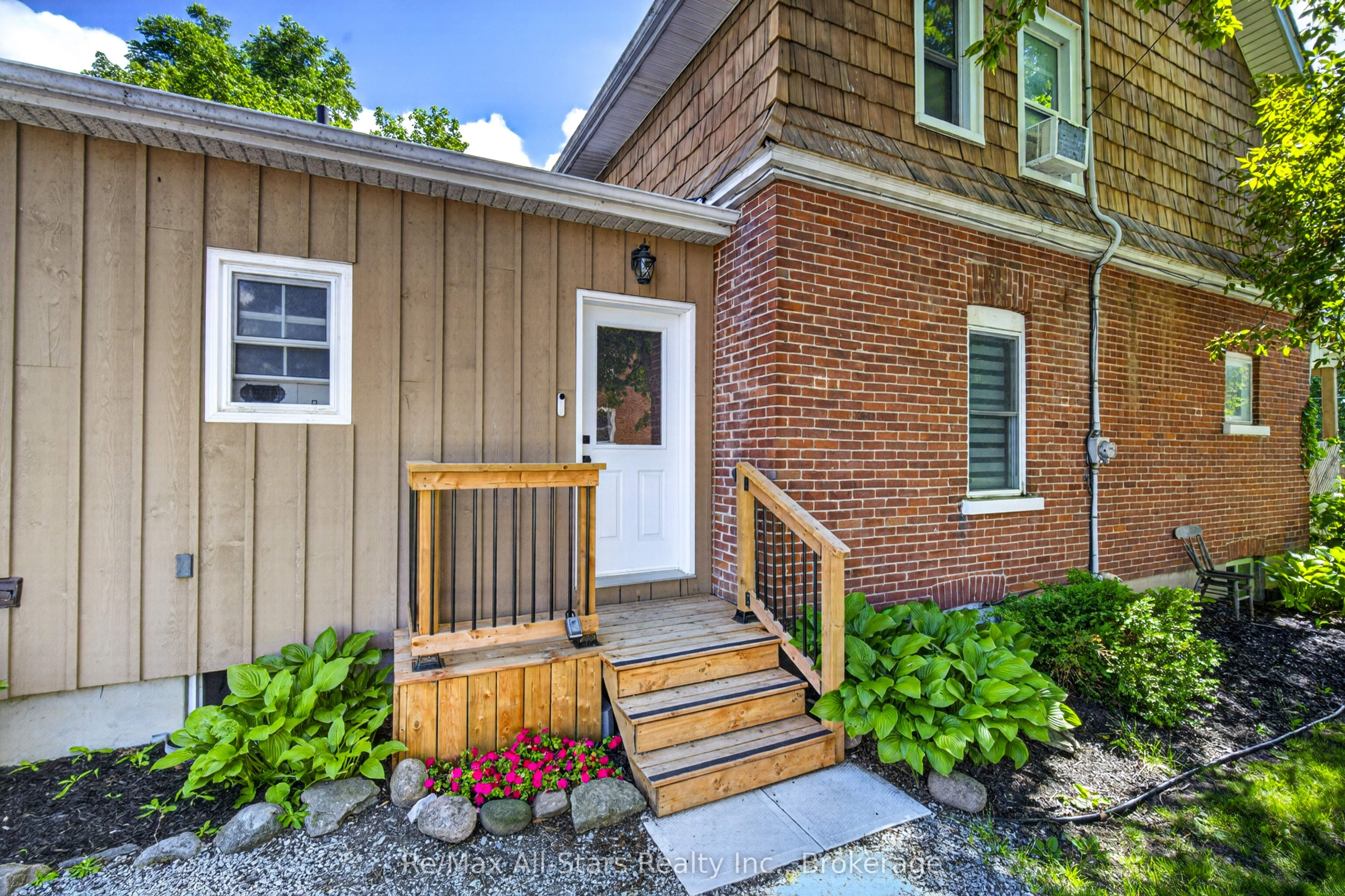 18 Sturgeon Road N, Kawartha Lakes, ON K0L 2W0 photo 5