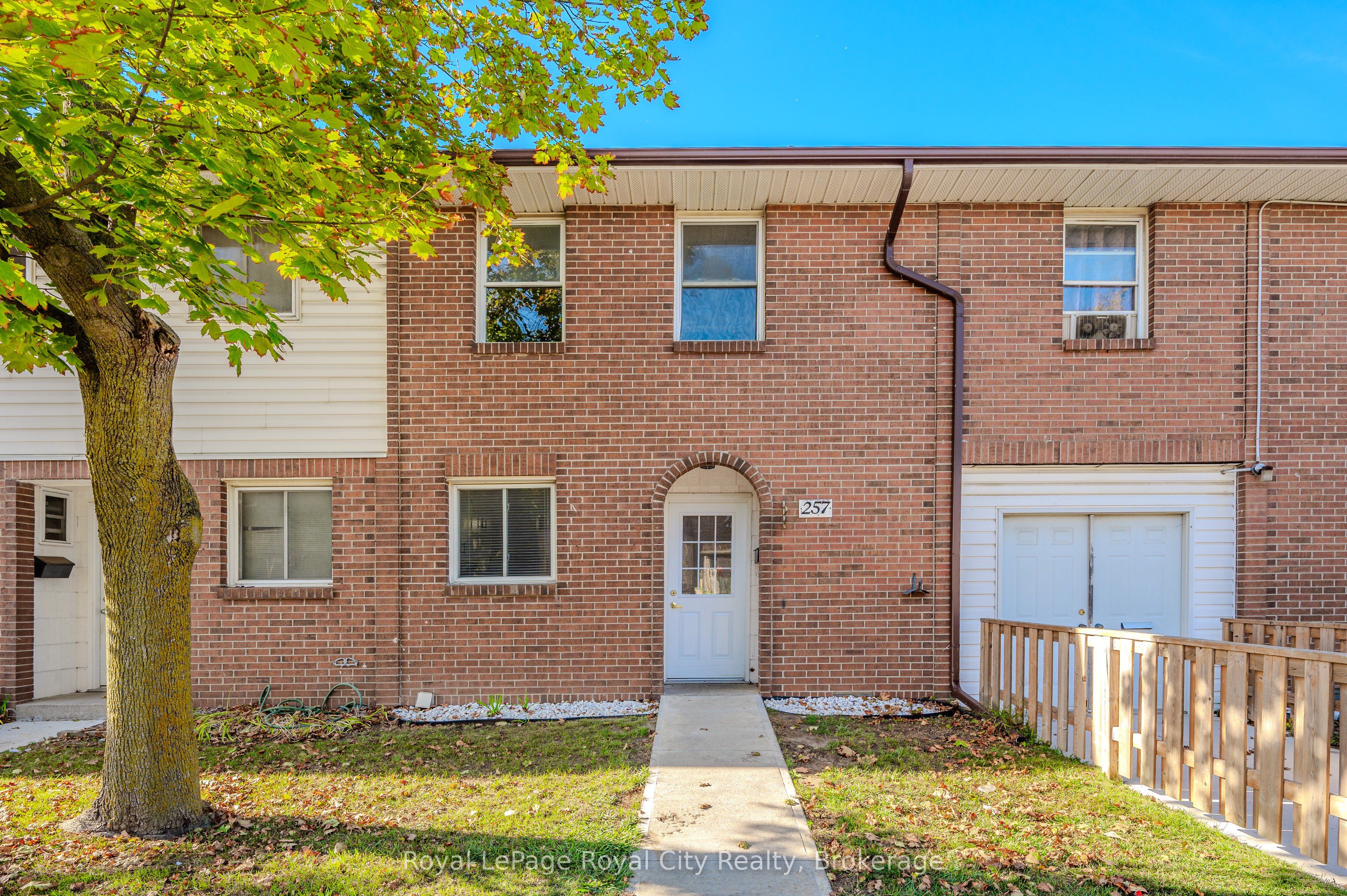 31 Greengate Road 257, Guelph, ON N1H 6R3
