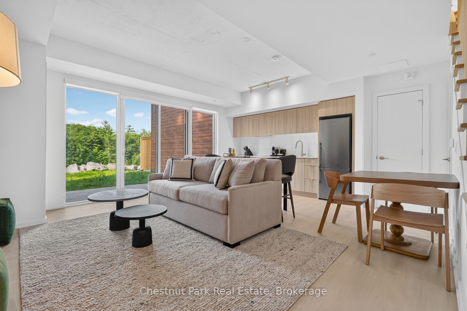 100 Carrick Trail #106, Gravenhurst, ON P1P 0J5 photo 5